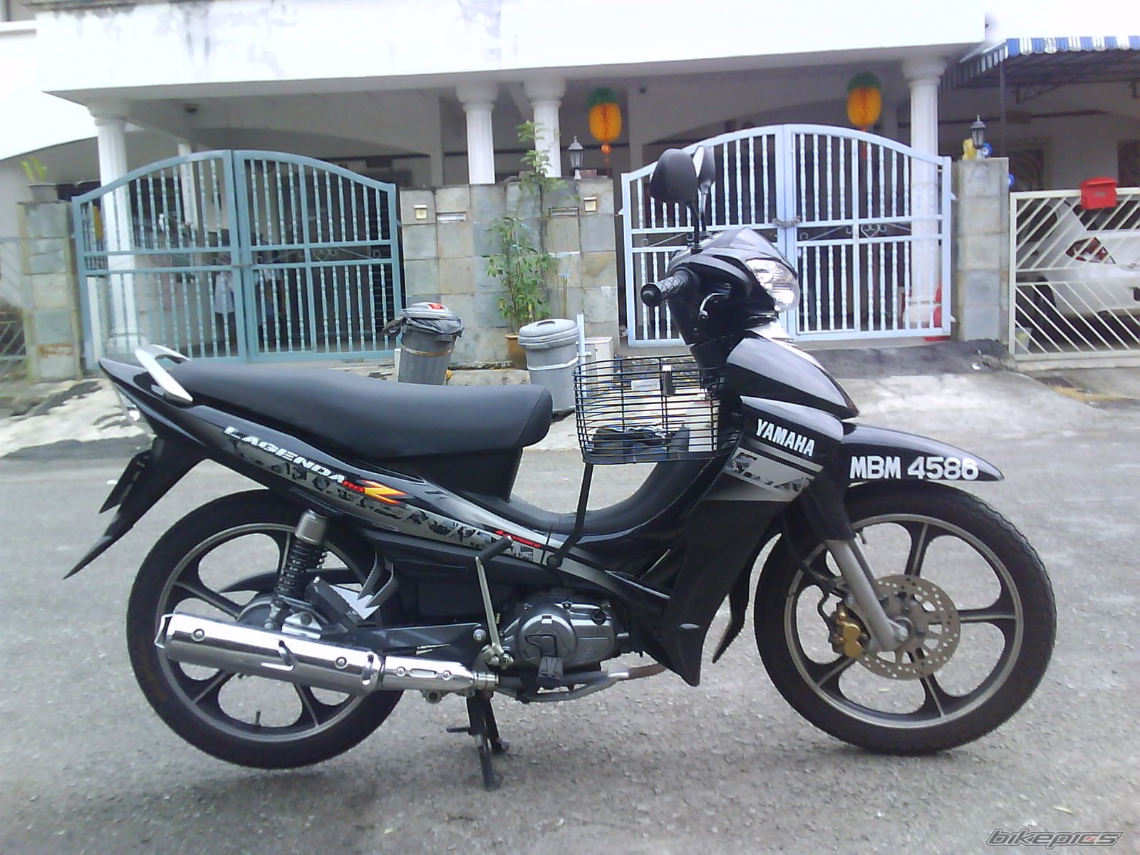 Photo 1215170