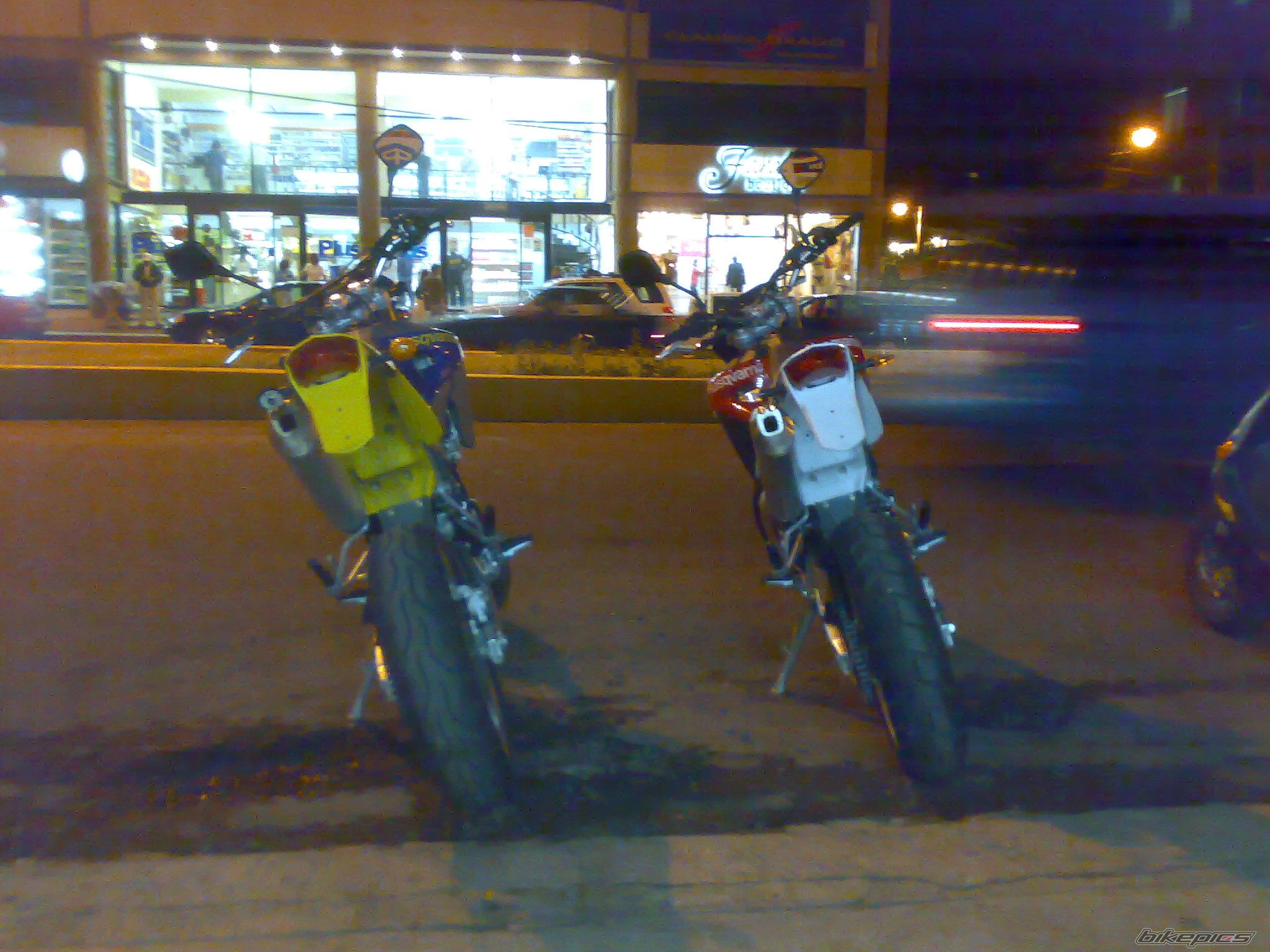 Photo 1215376