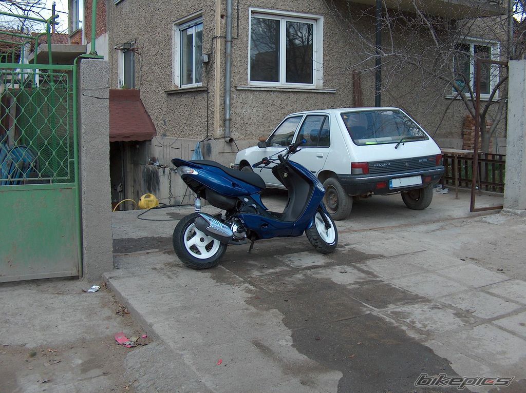 Photo 1215511