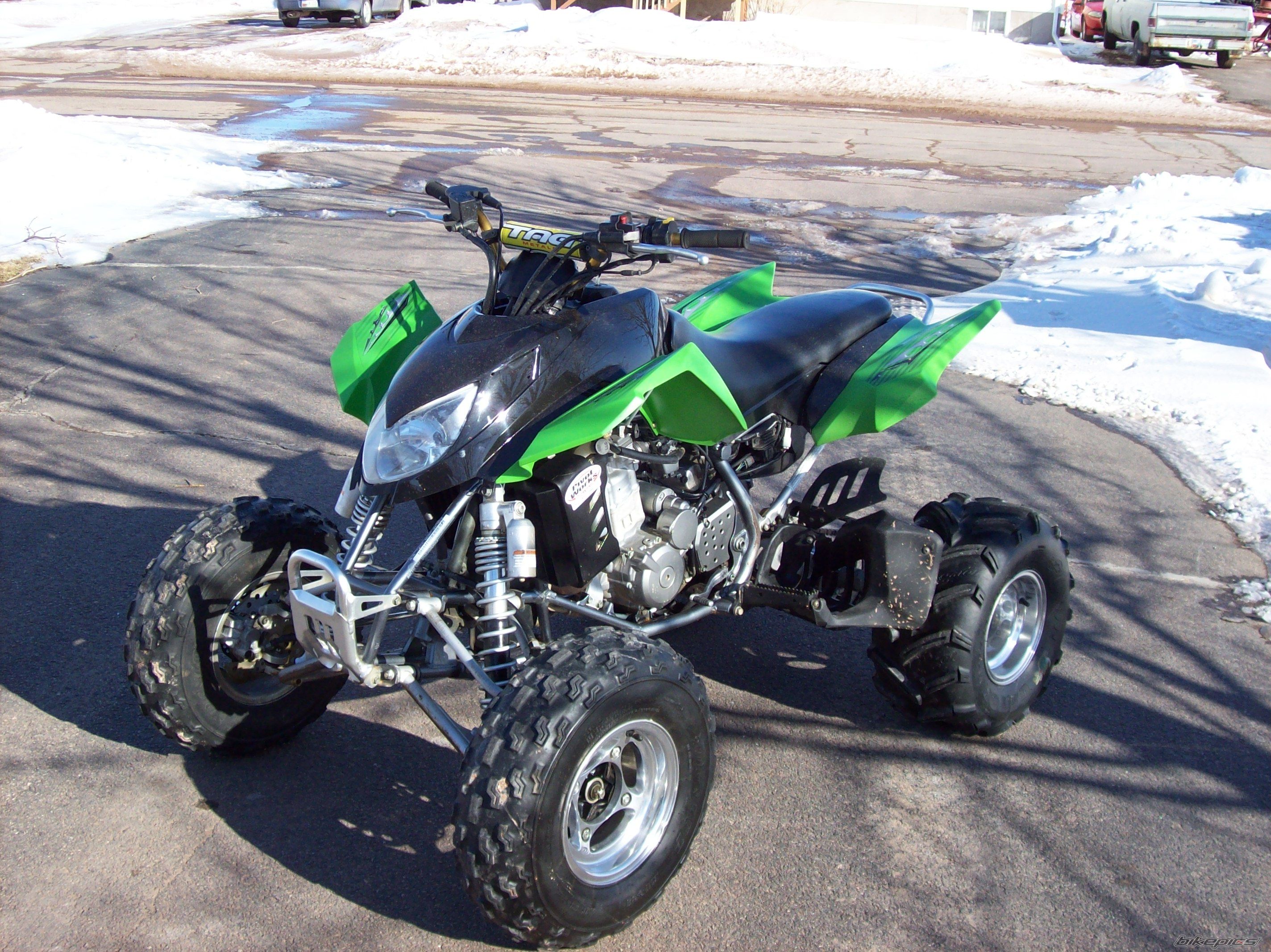 Photo 1215998