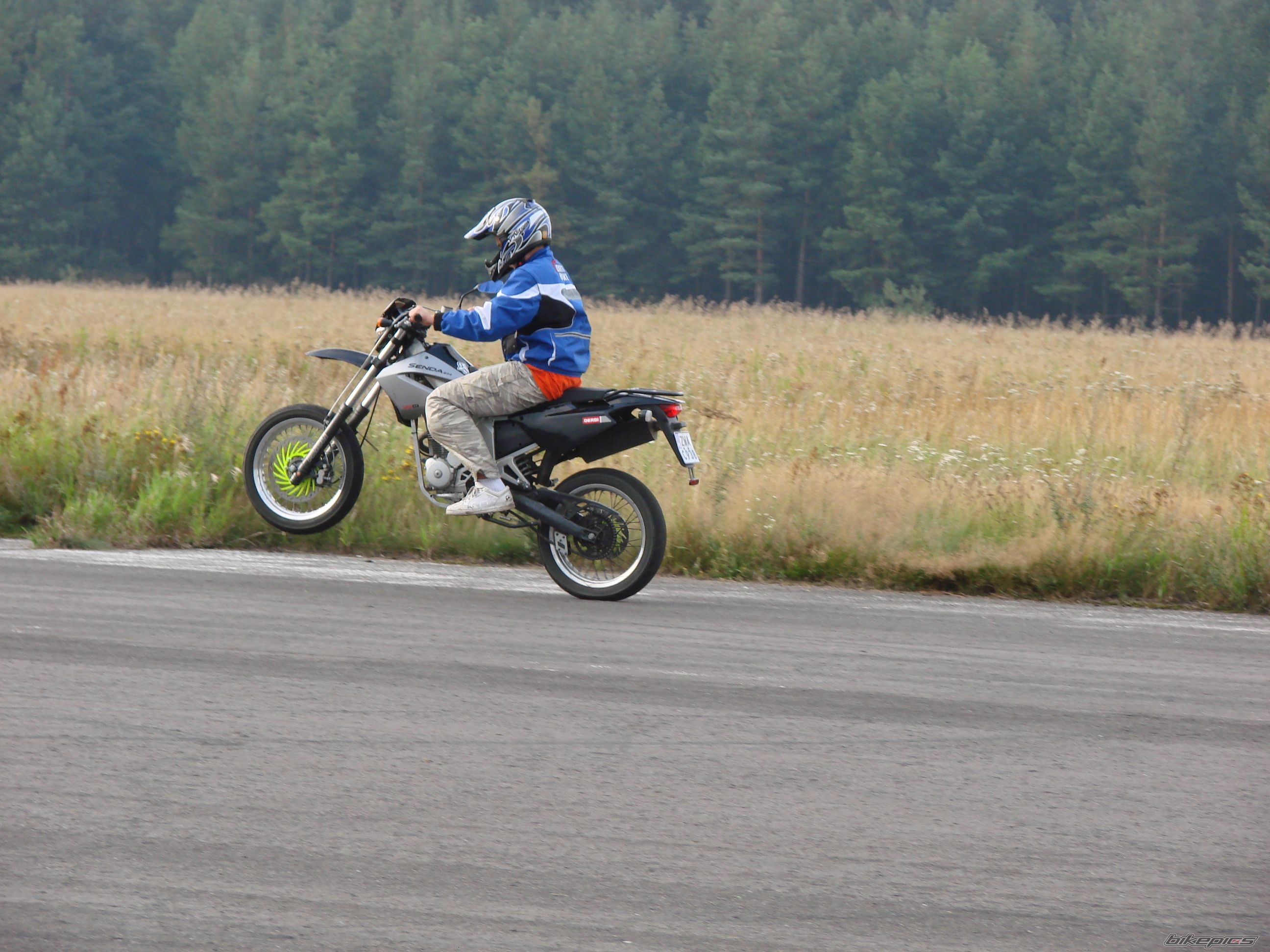 Bike Photo 1216066