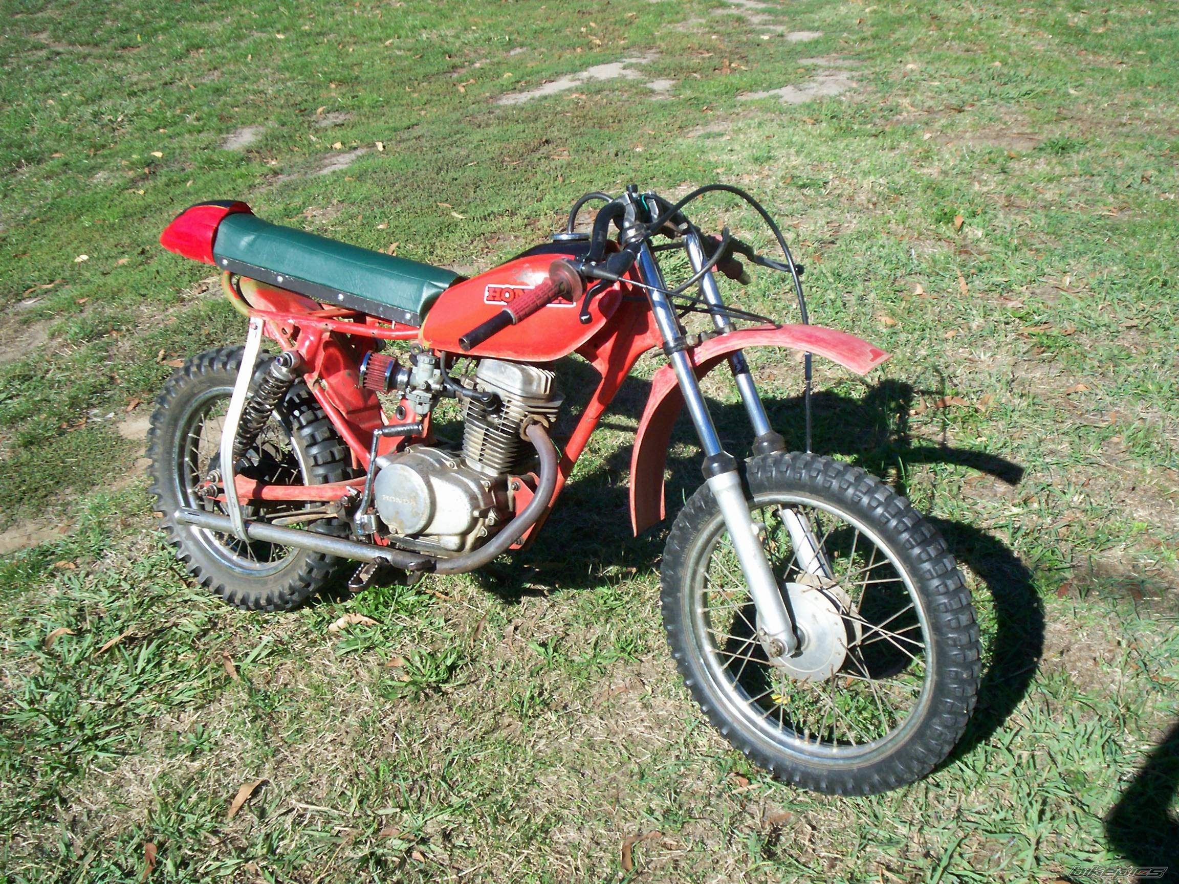 Photo 1216409