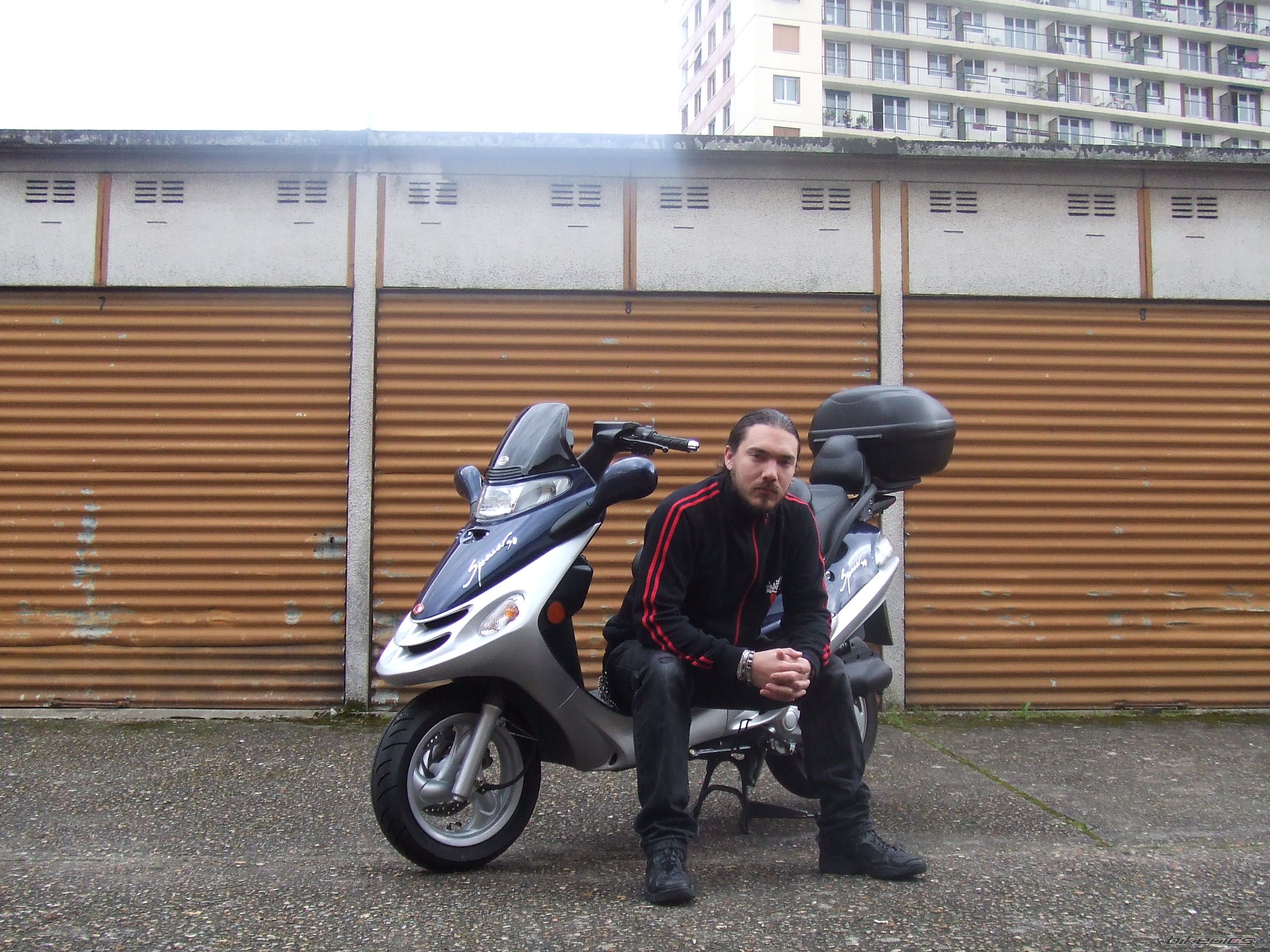 Spacer 125