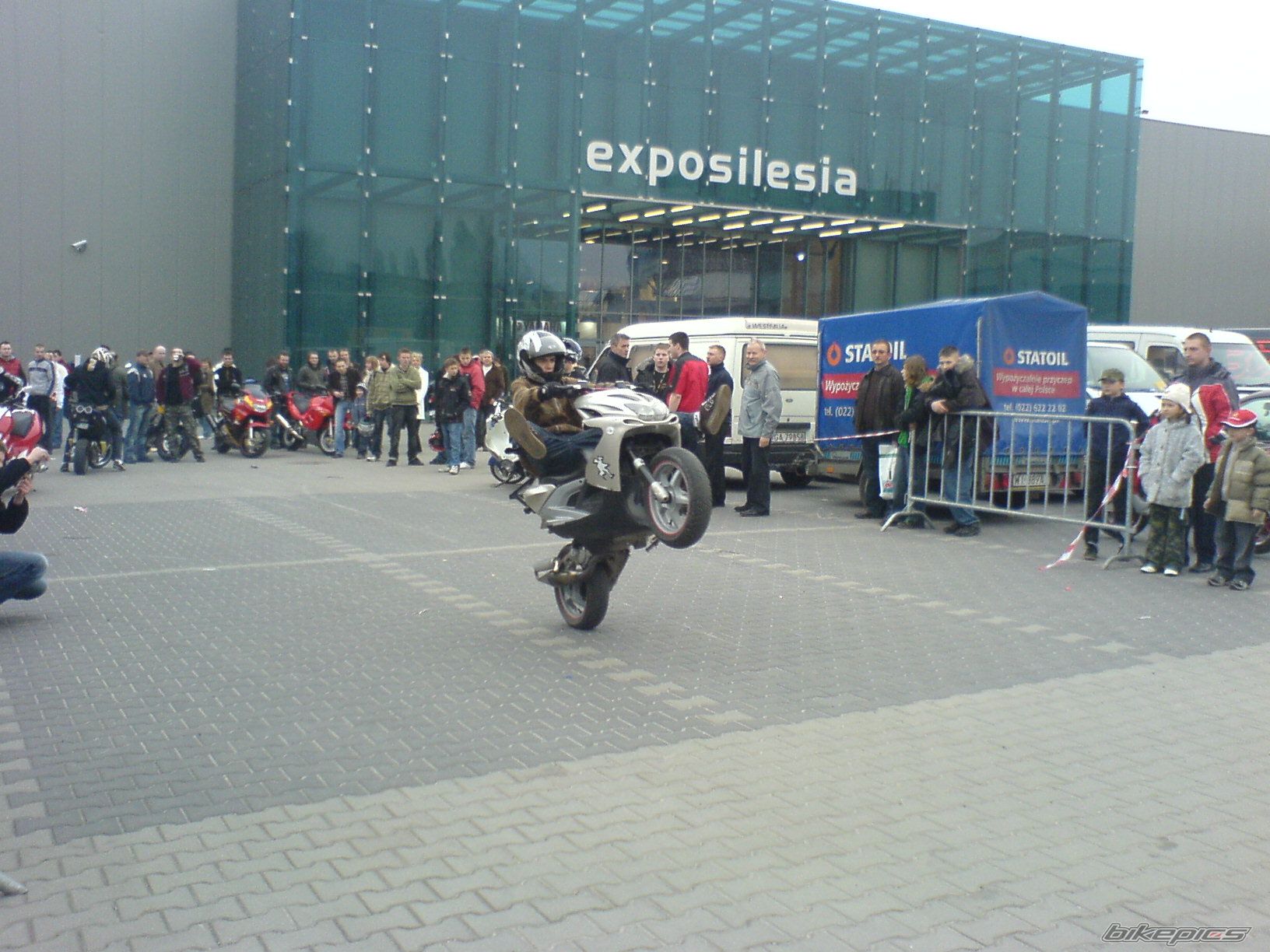 Photo 1218615