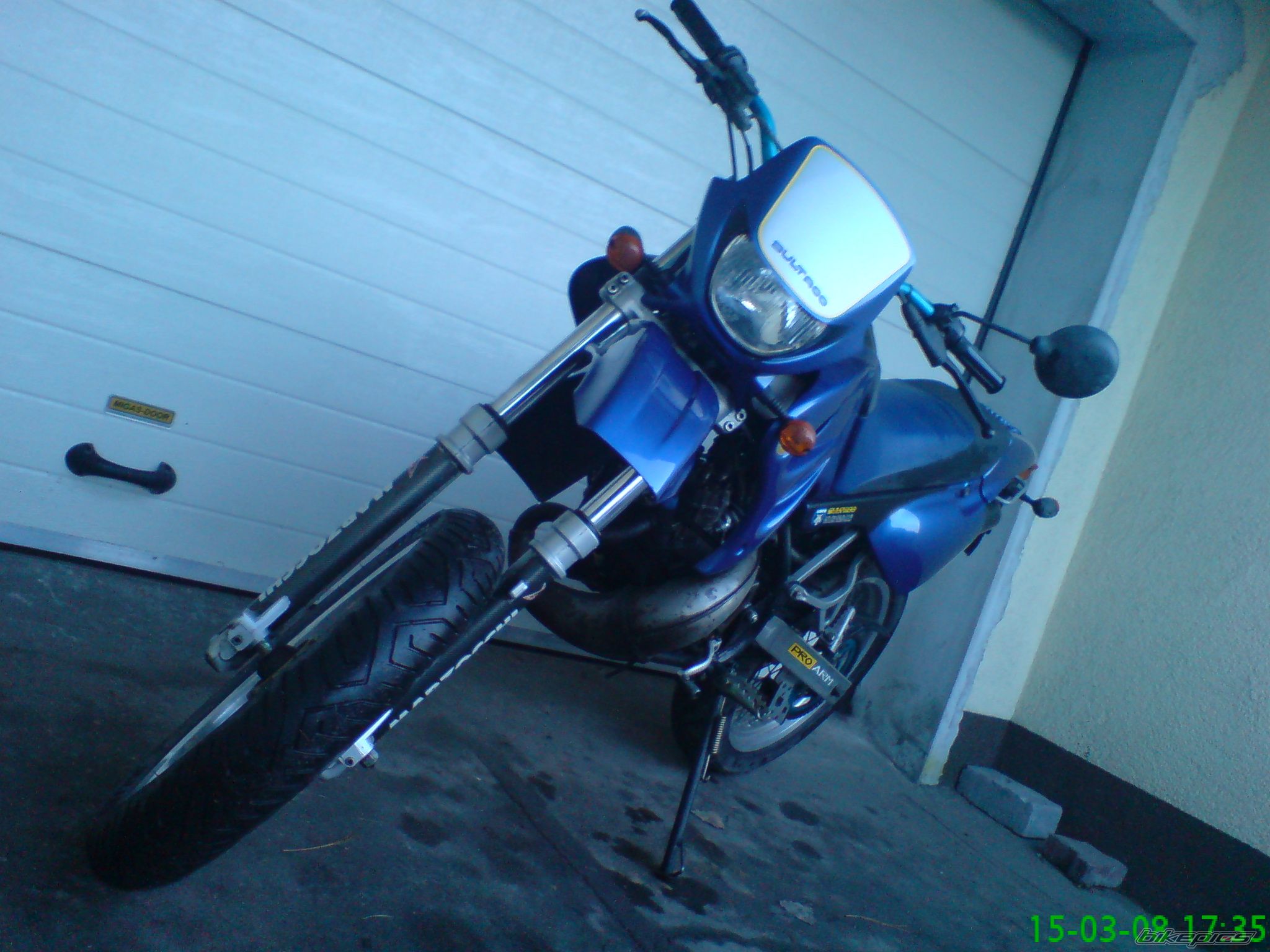 Photo 1219145