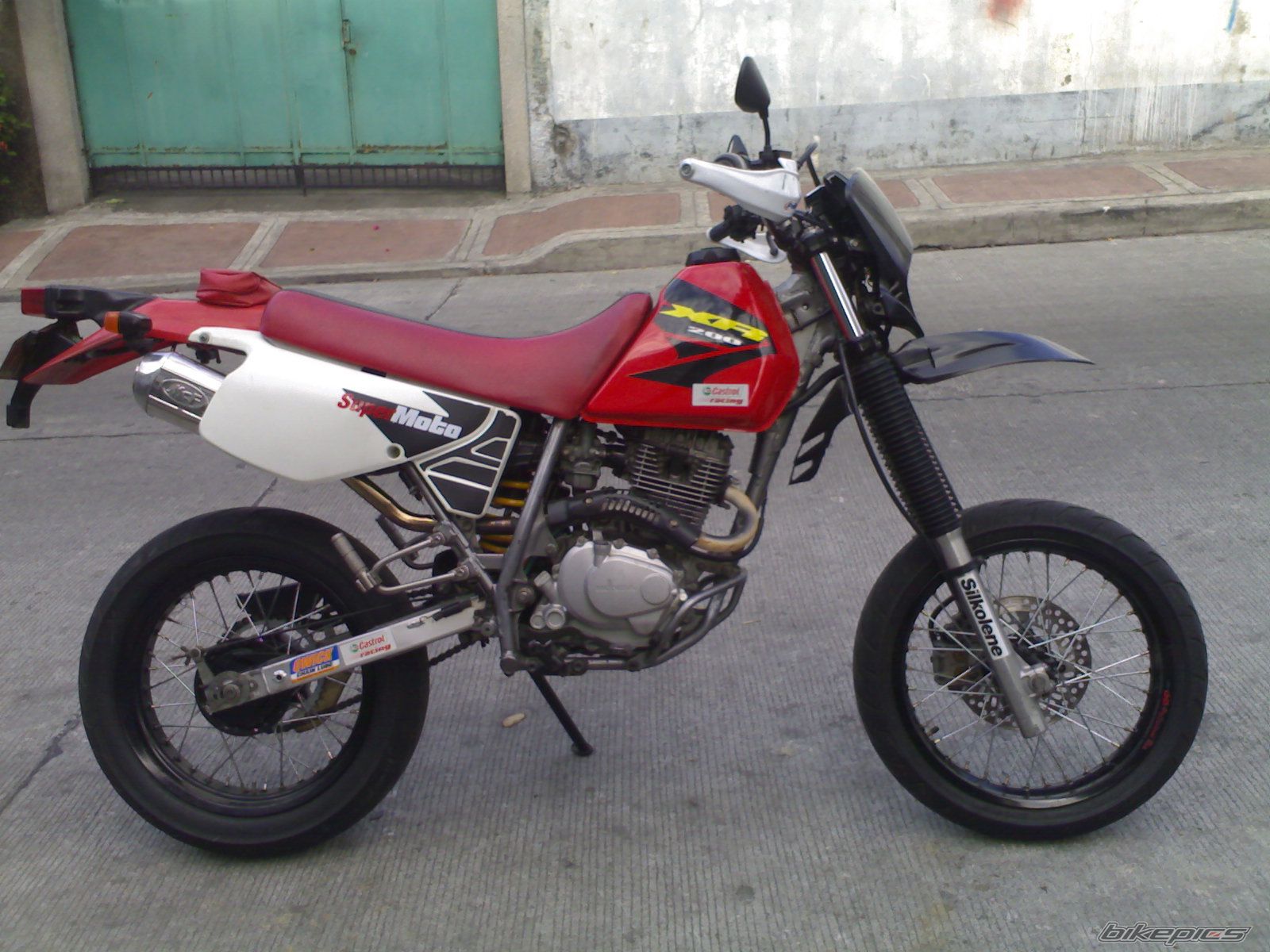 Photo 1219376