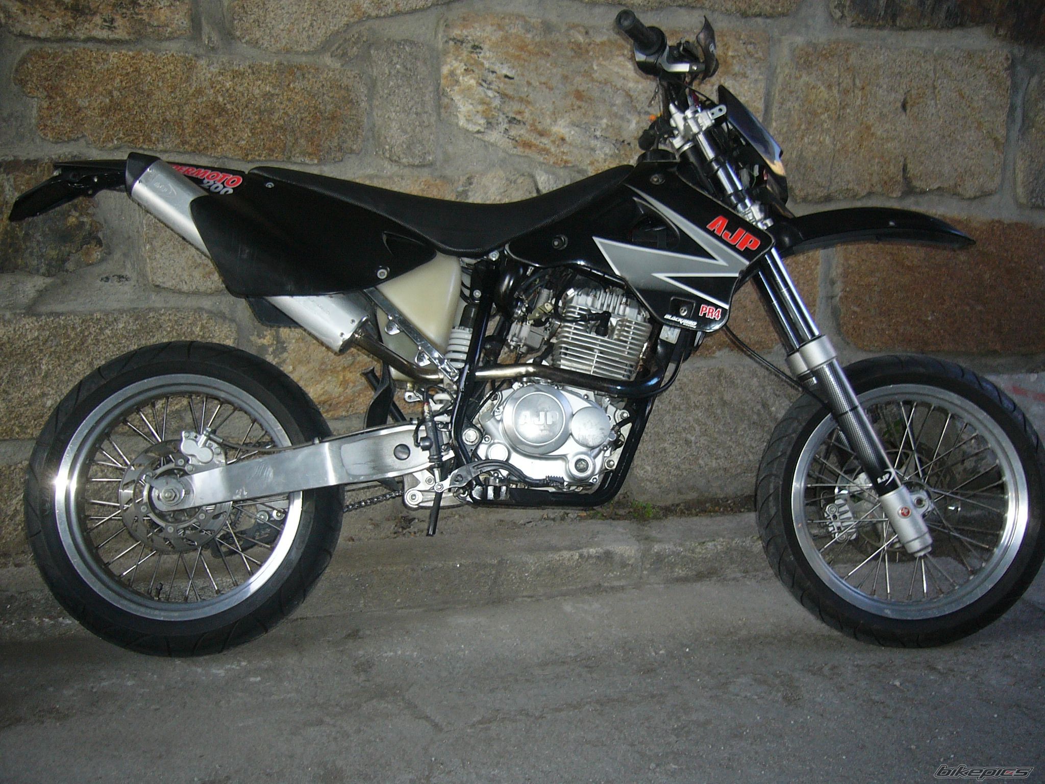 Photo 1219572