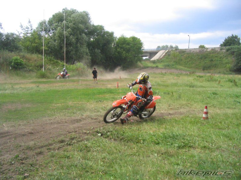 Photo 1219803