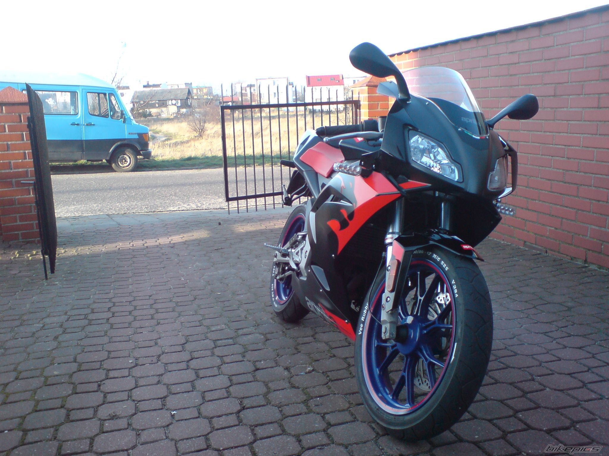 Photo 1220060