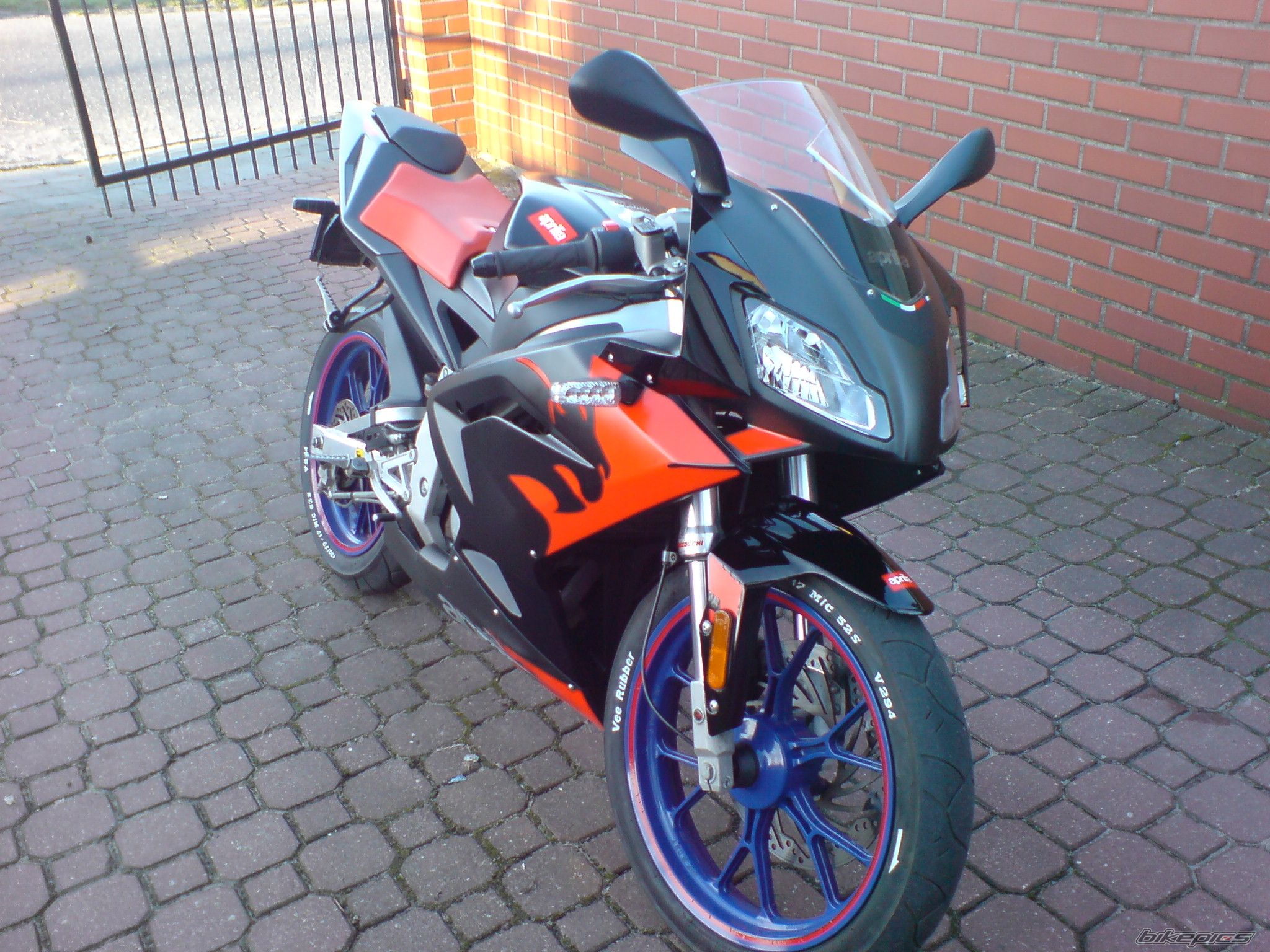 Photo 1220070