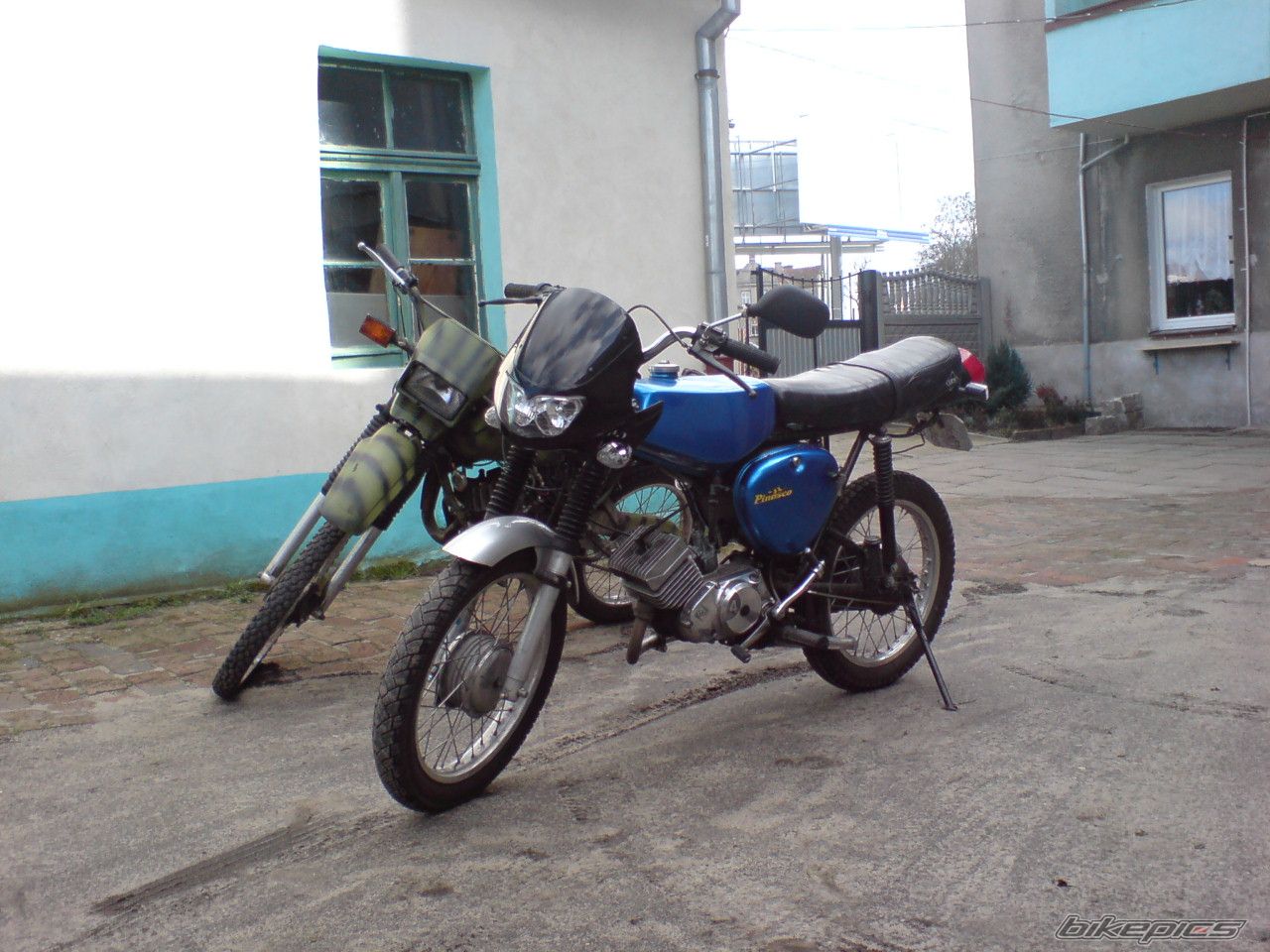 Photo 1220282