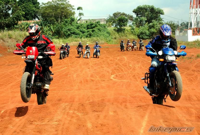 Bike Photo 1220611