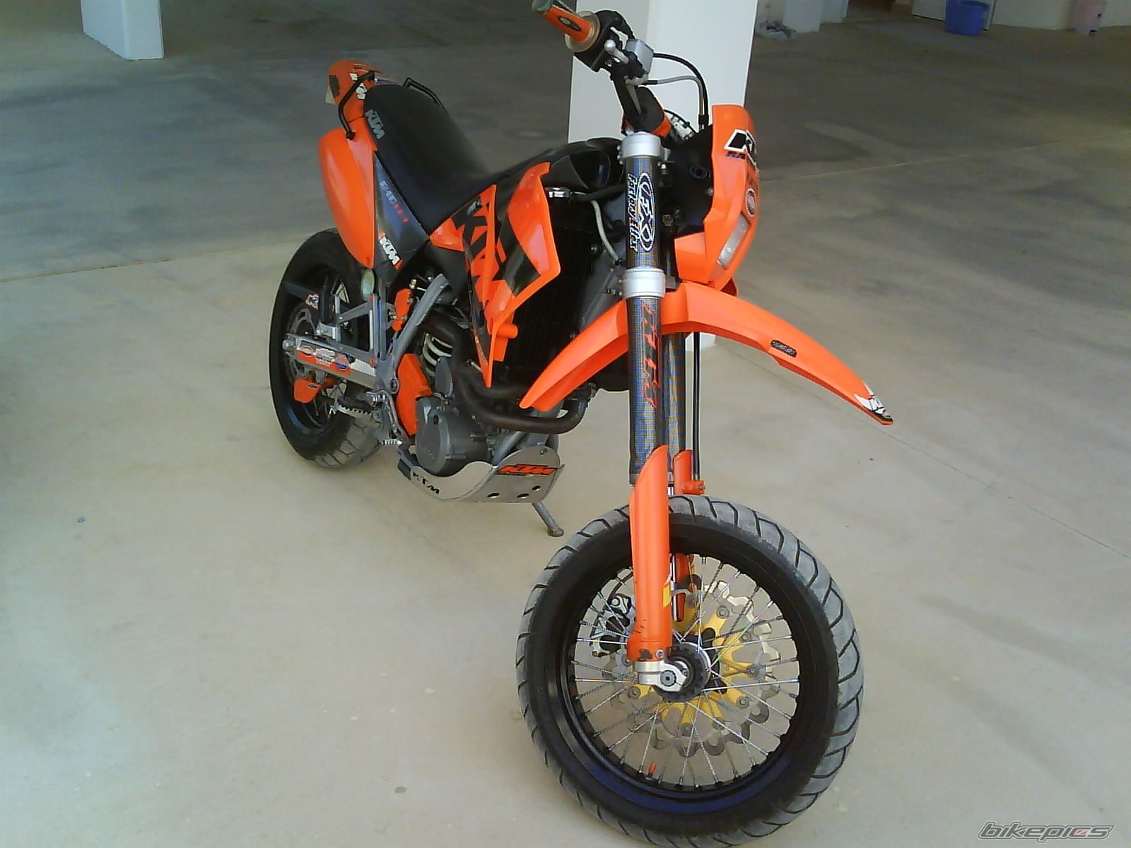 Photo 1221105