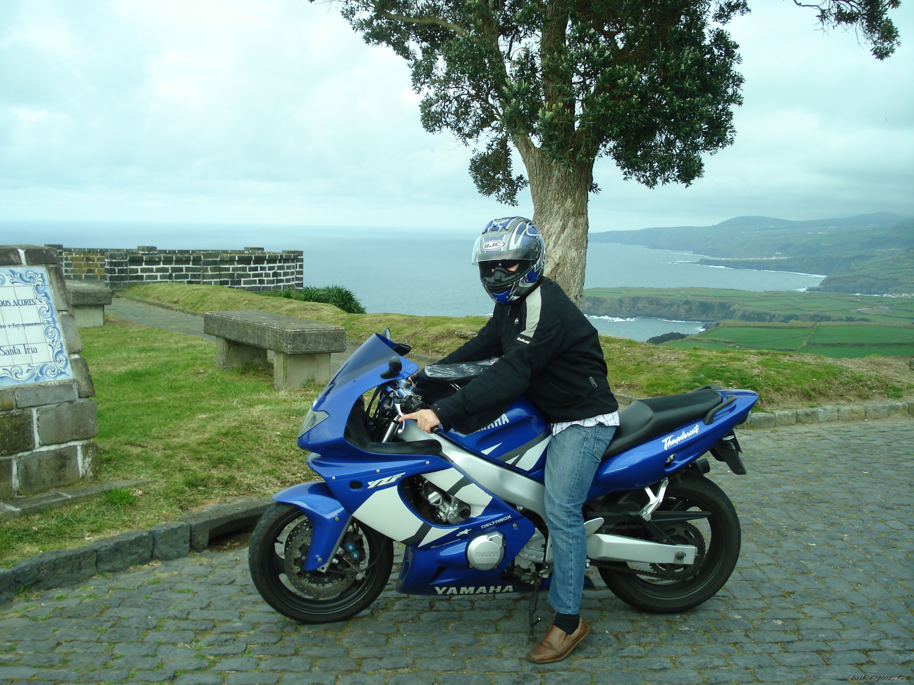 Photo 1221275