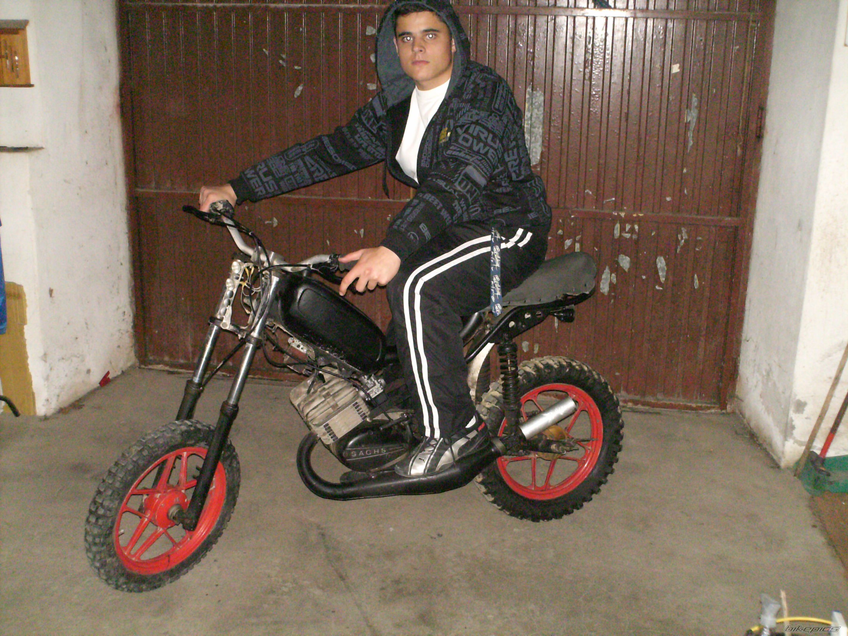 Photo 1221454