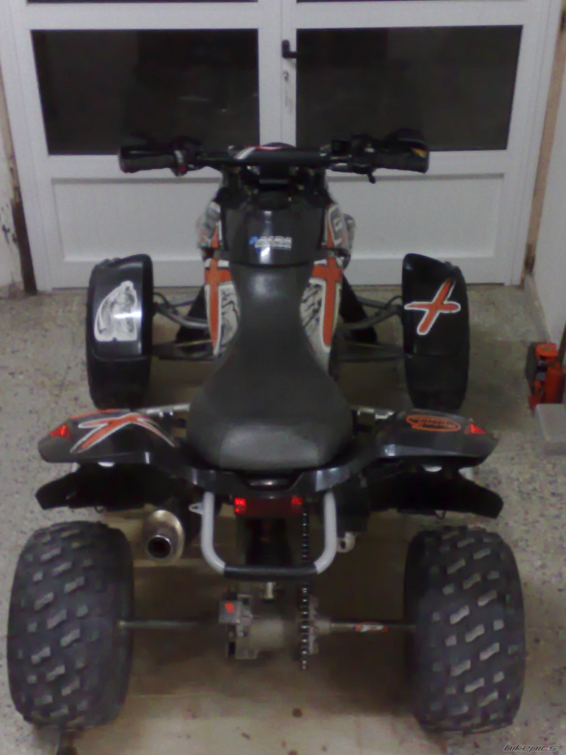 Photo 1221464