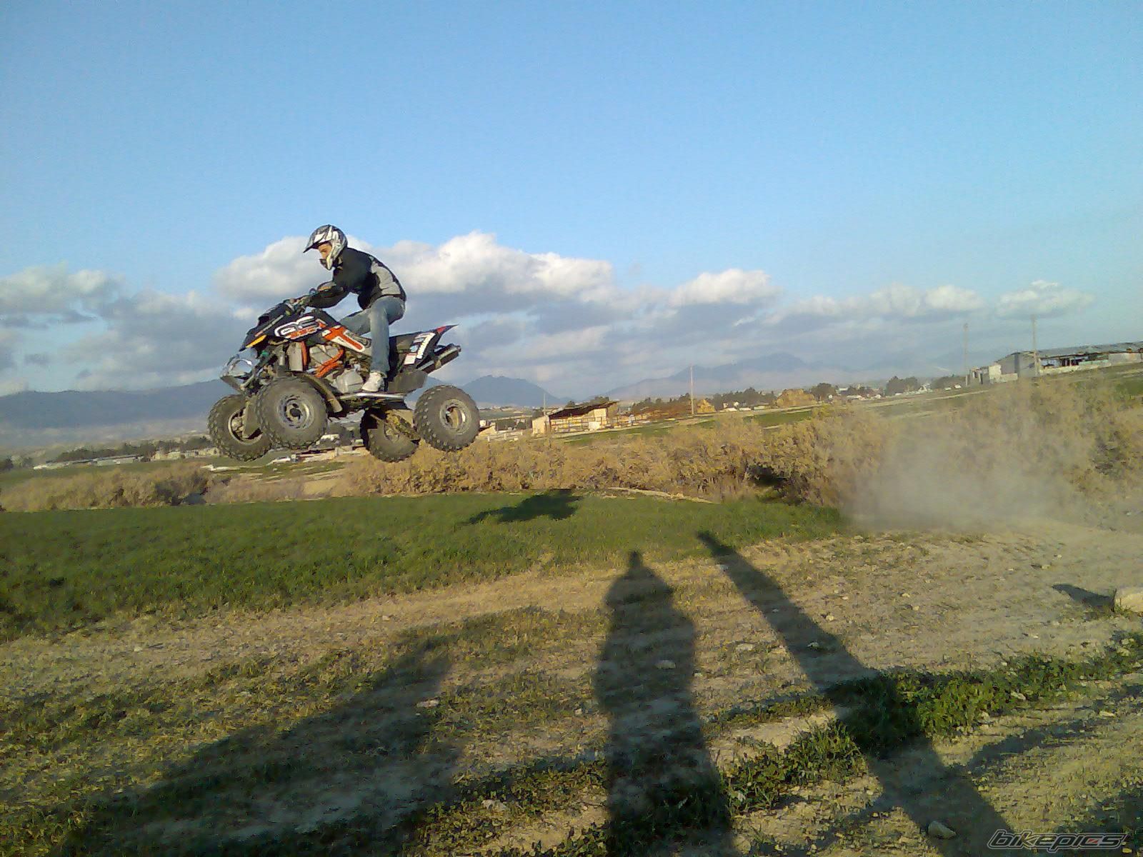 Photo 1221467