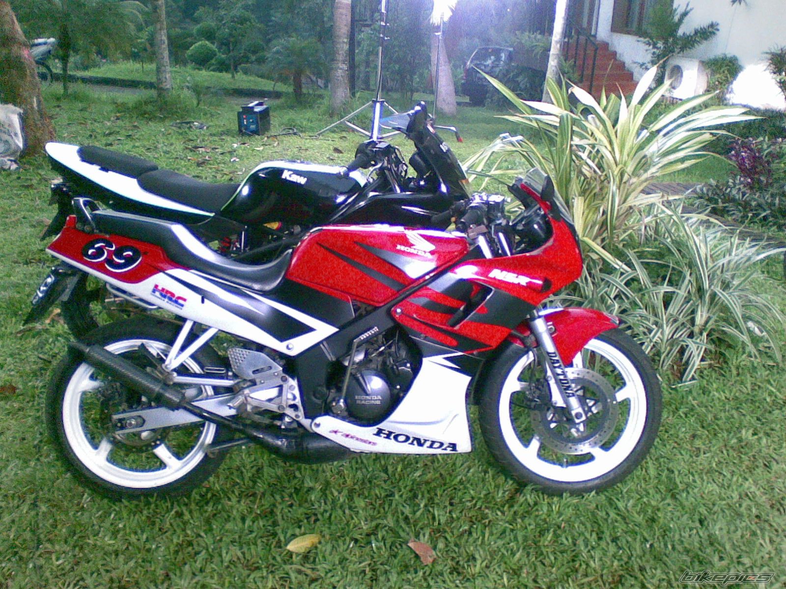 Photo 1221546