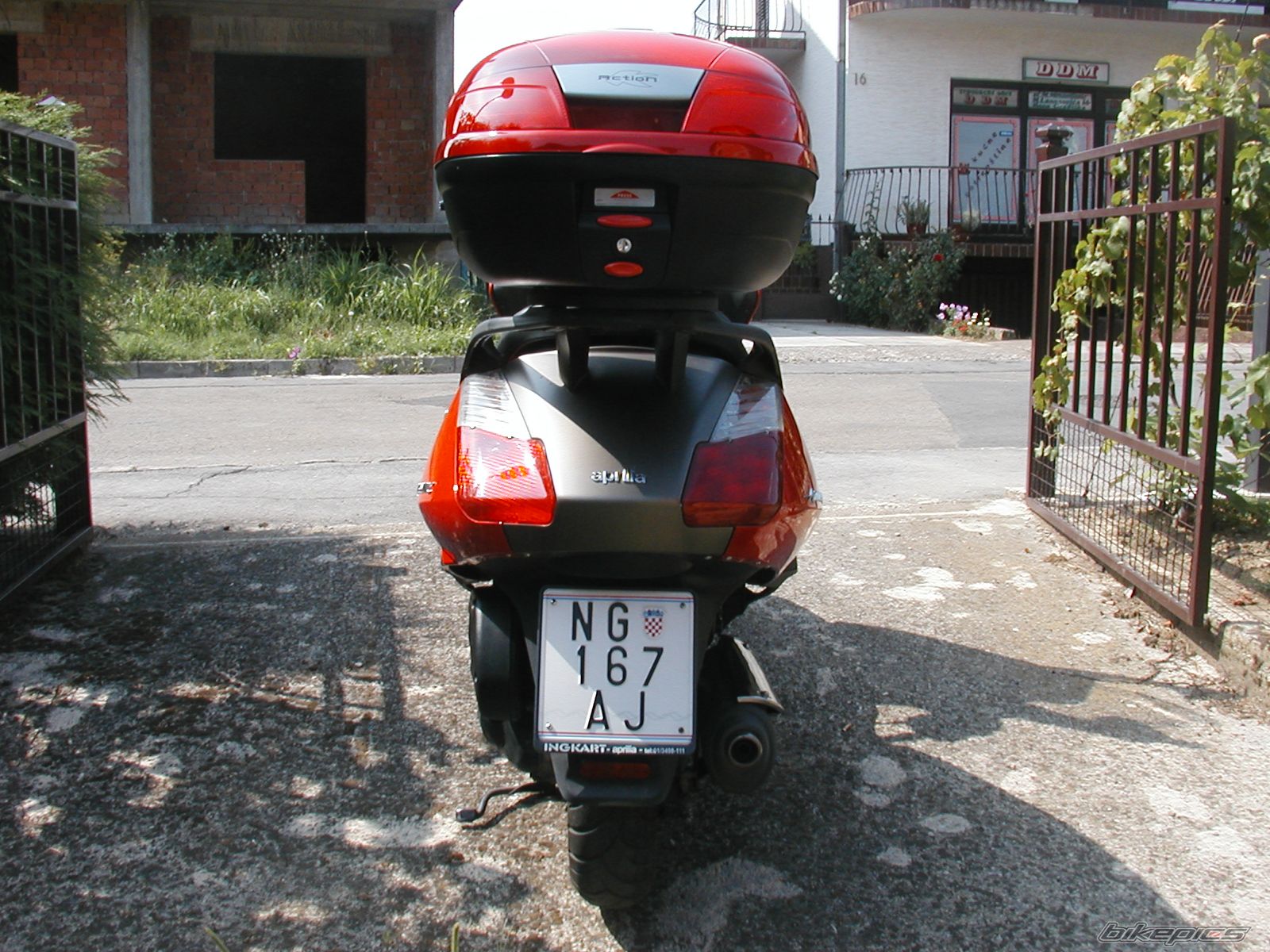 Photo 1221923