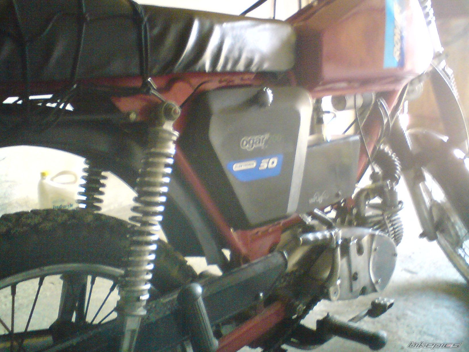 Photo 1222086