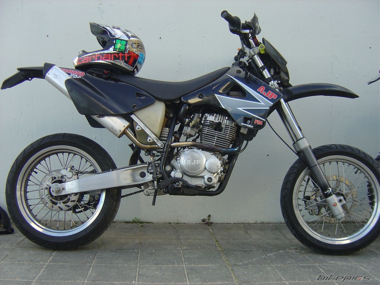 Photo 1222254