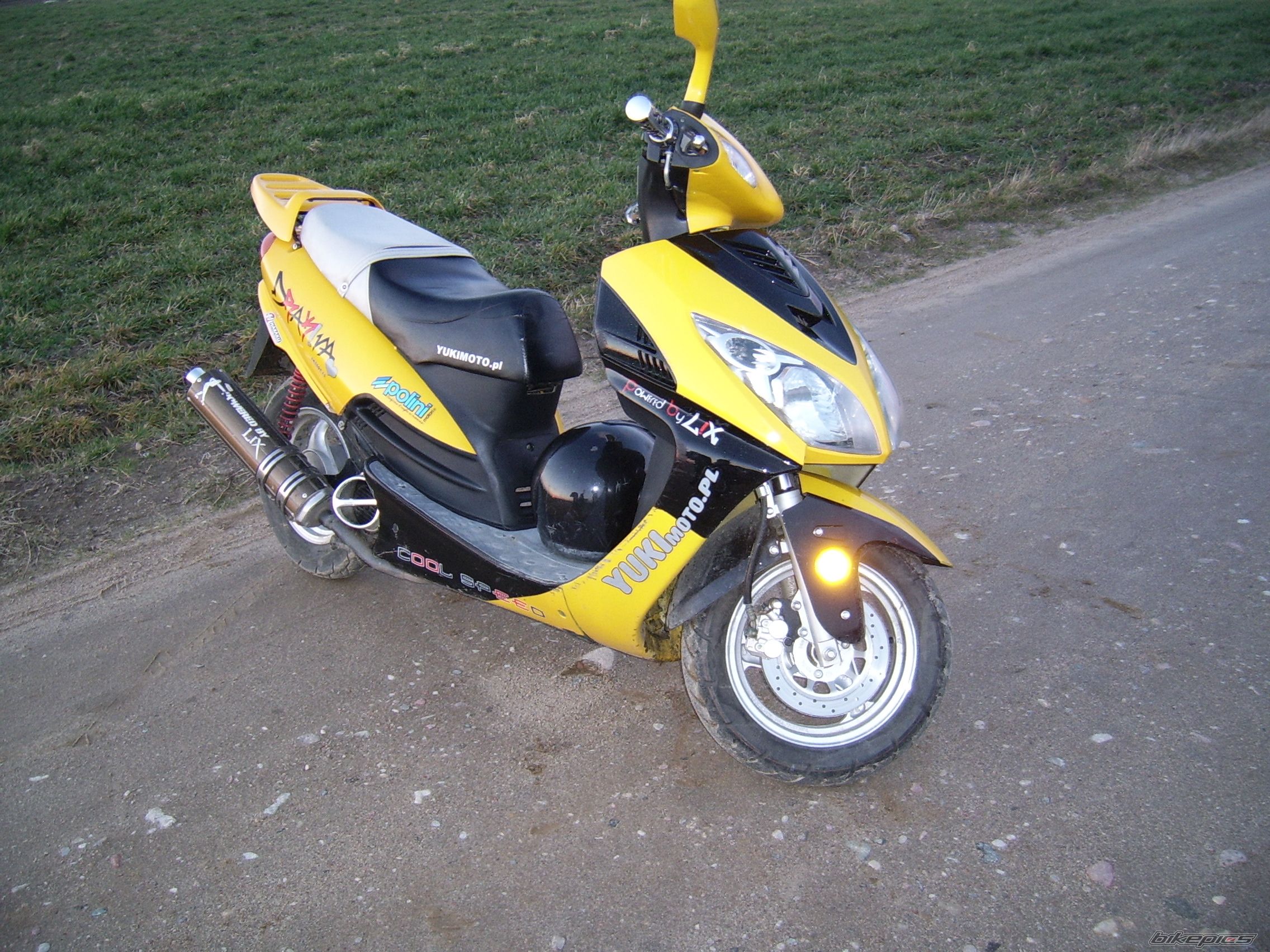 Photo 1222375