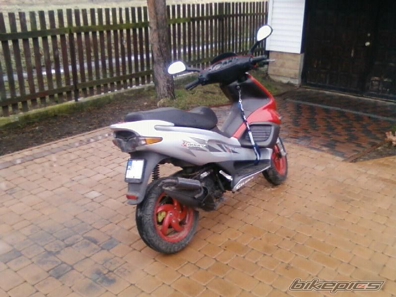 Photo 1222496