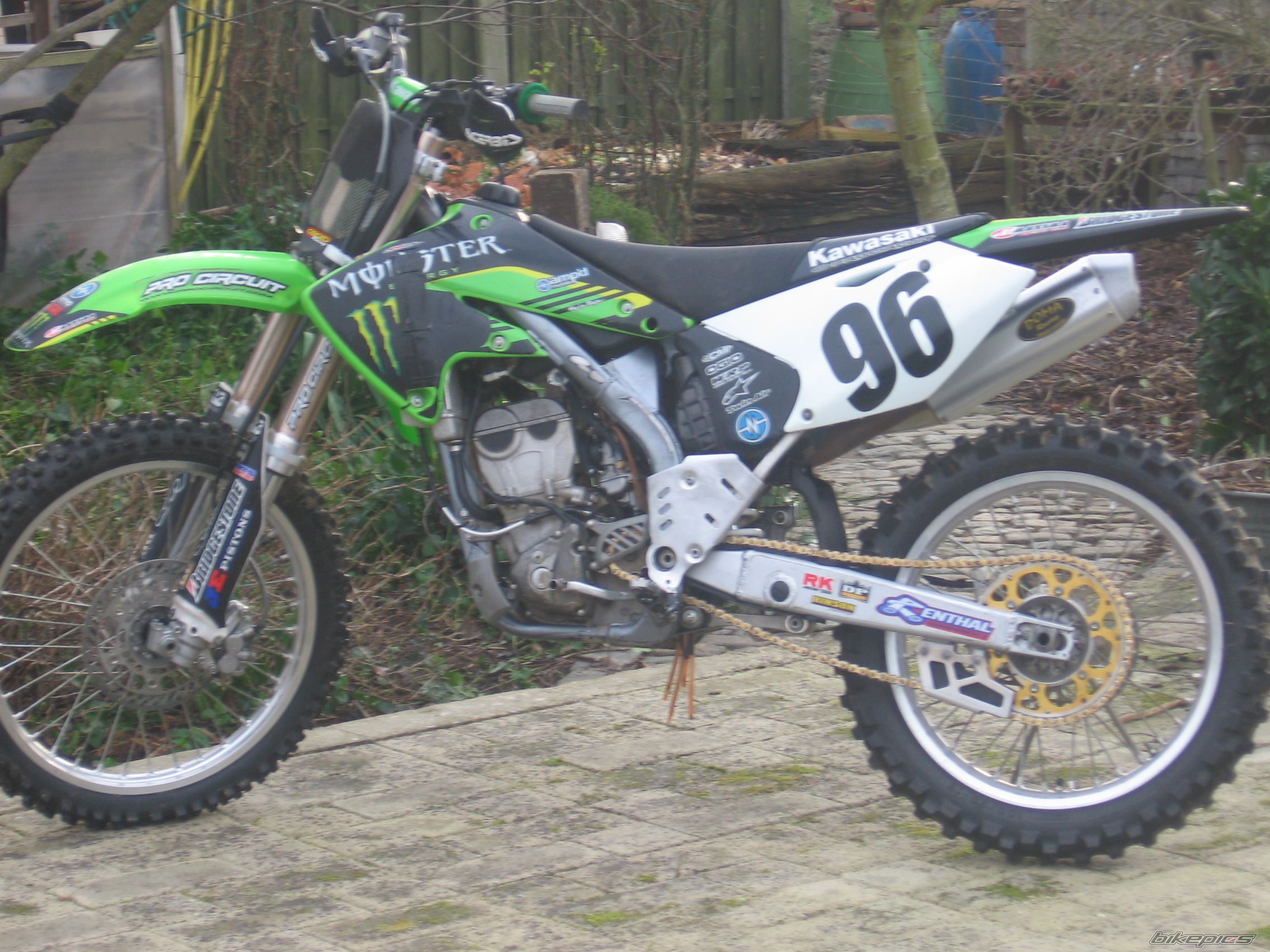 Photo 1222913