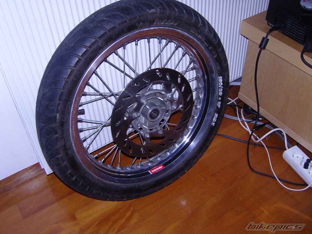 Photo 1223476