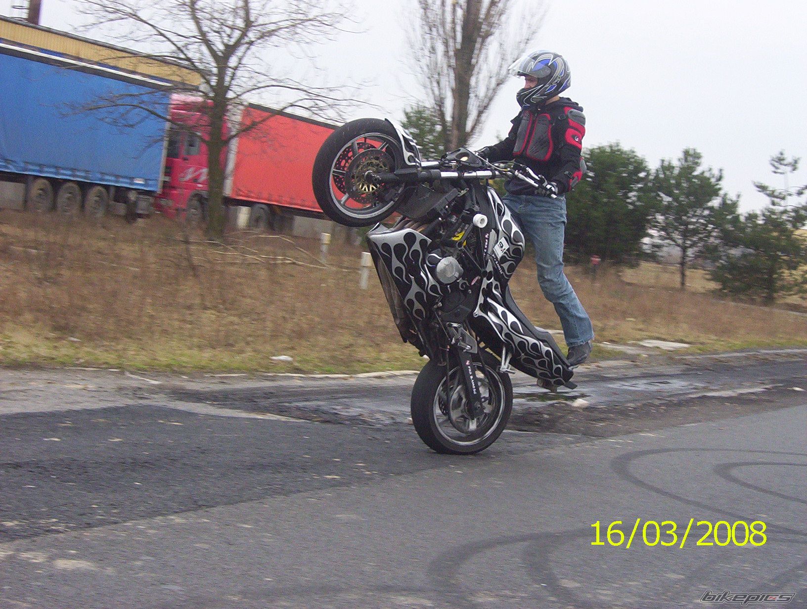 Photo 1223493