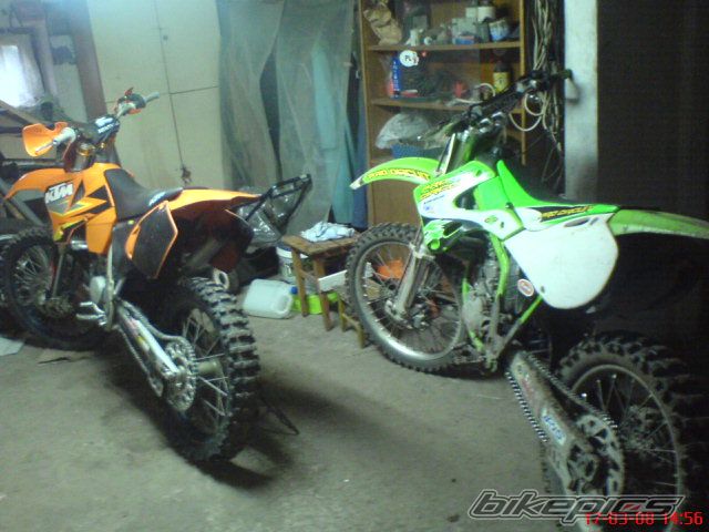 Photo 1223936