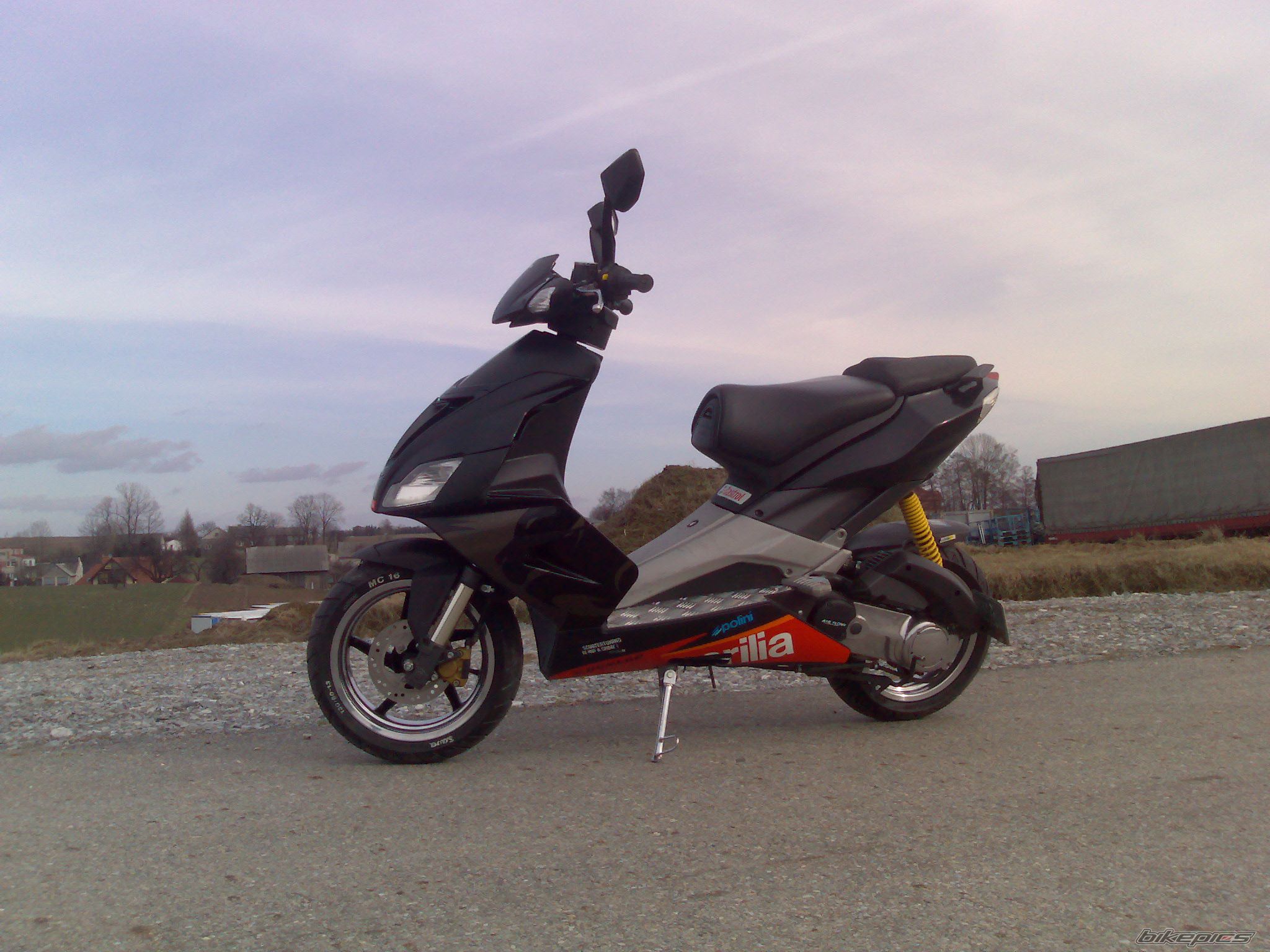 Photo 1224004