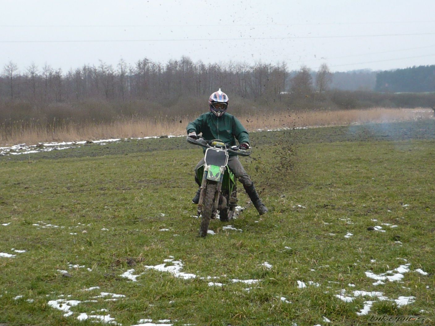 Photo 1224059