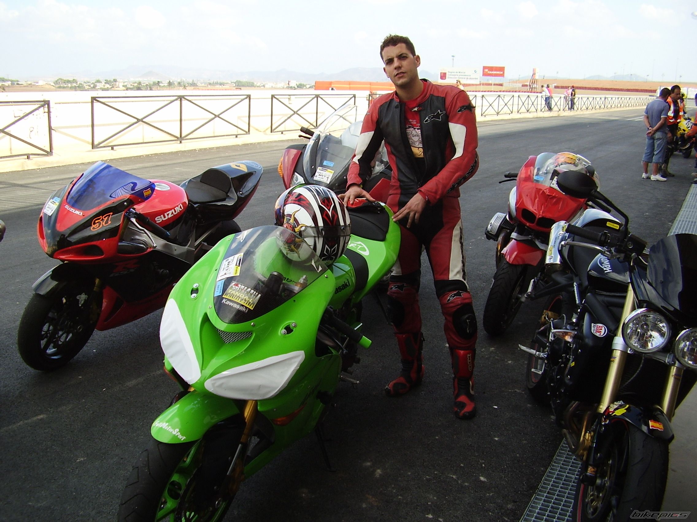 Bike Photo 1224085