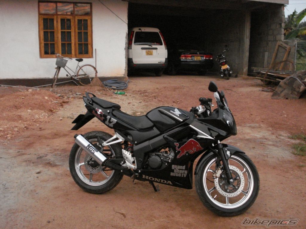 Photo 1224131