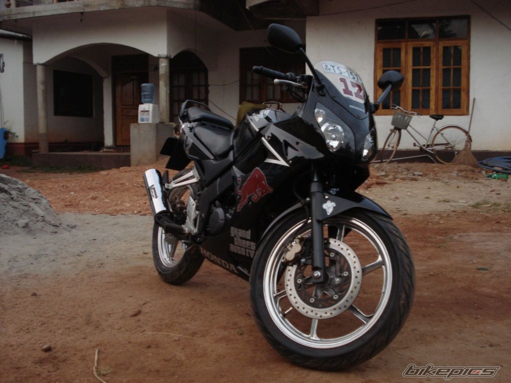 Photo 1224135