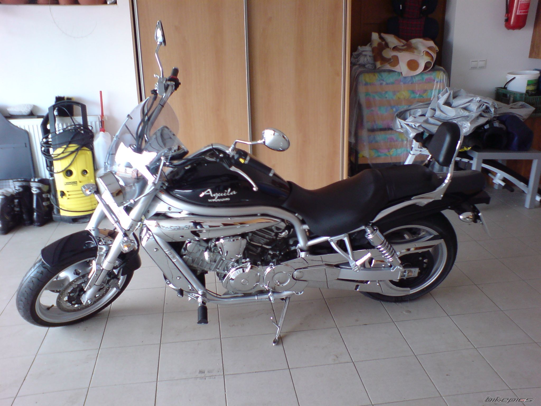 Photo 1224608