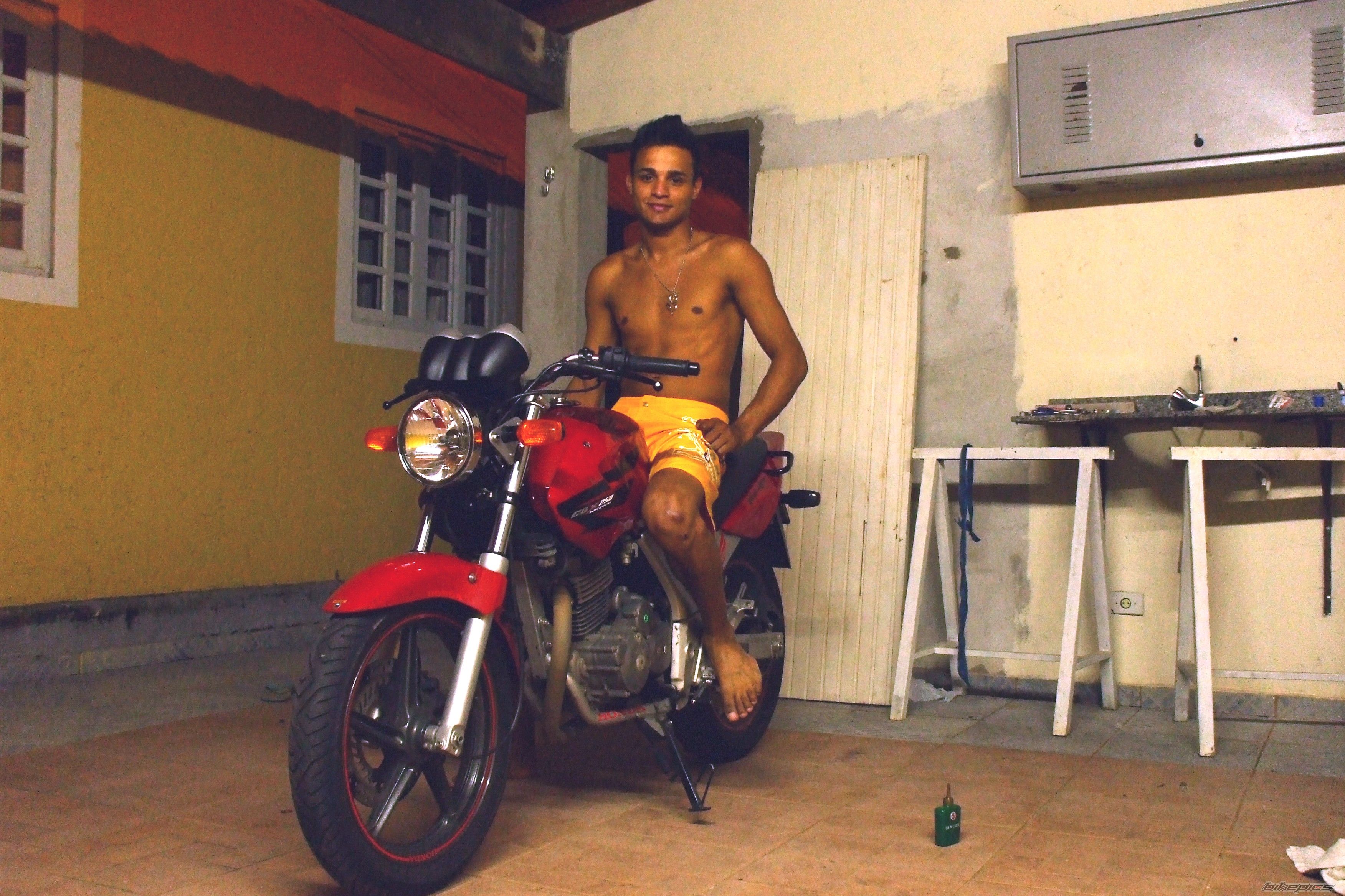 Photo 1224858