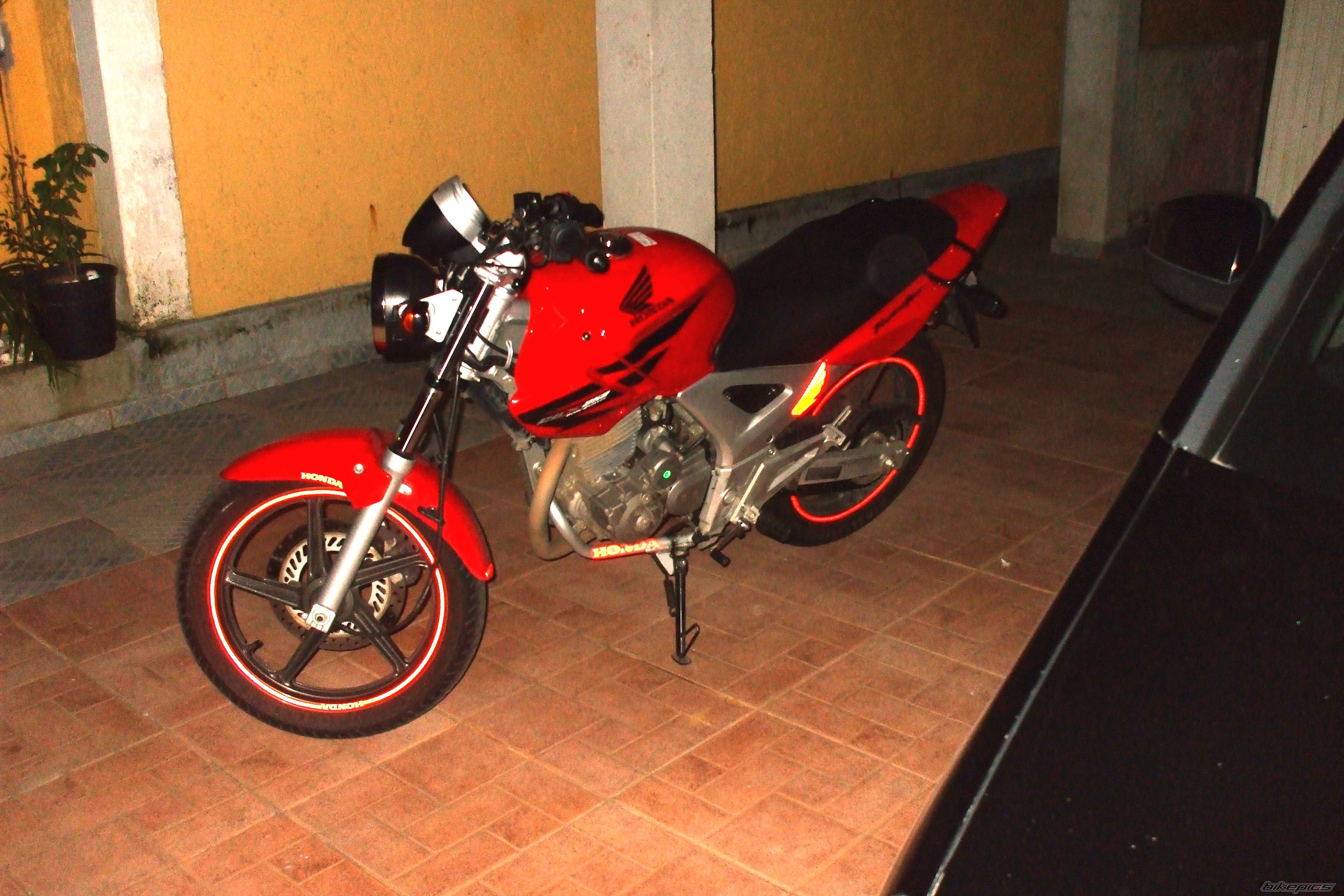 Photo 1224885