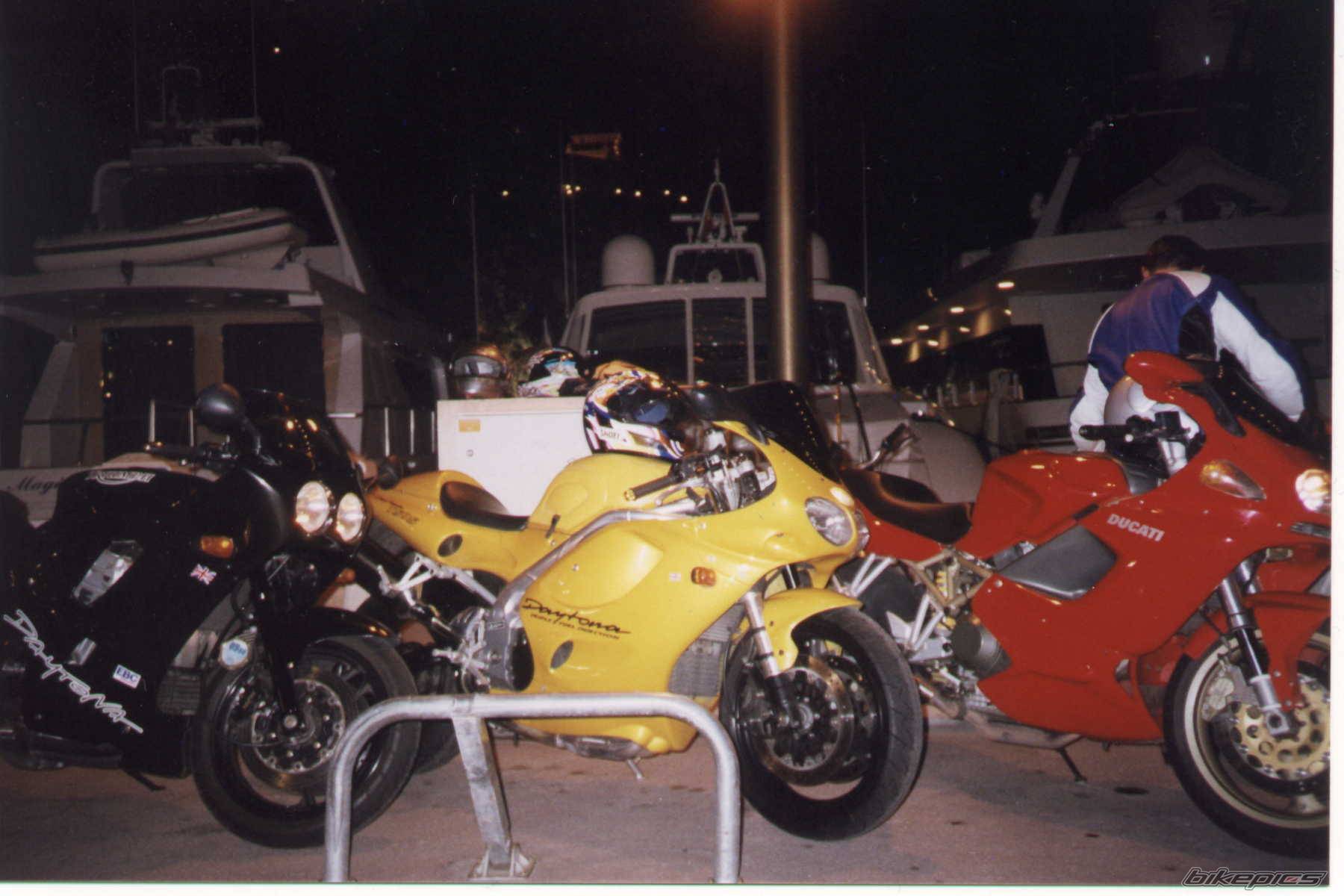 Photo 12258