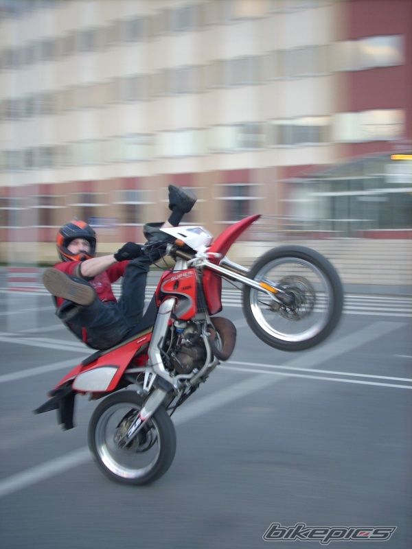 Photo 1225991