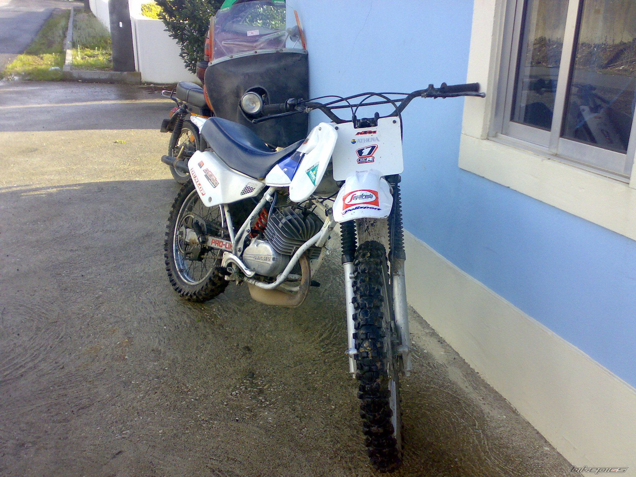 Photo 1226202