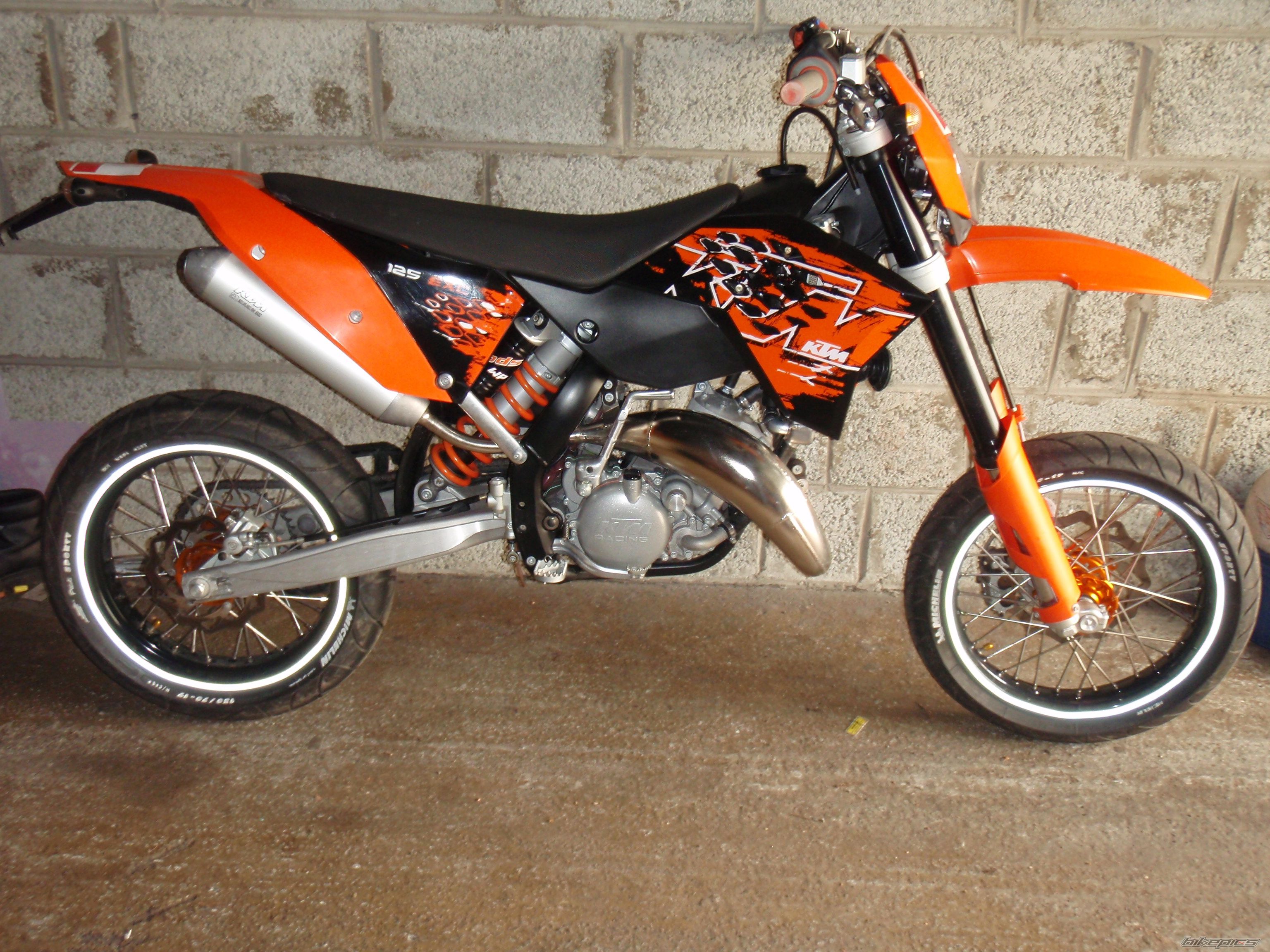 Photo 1227252