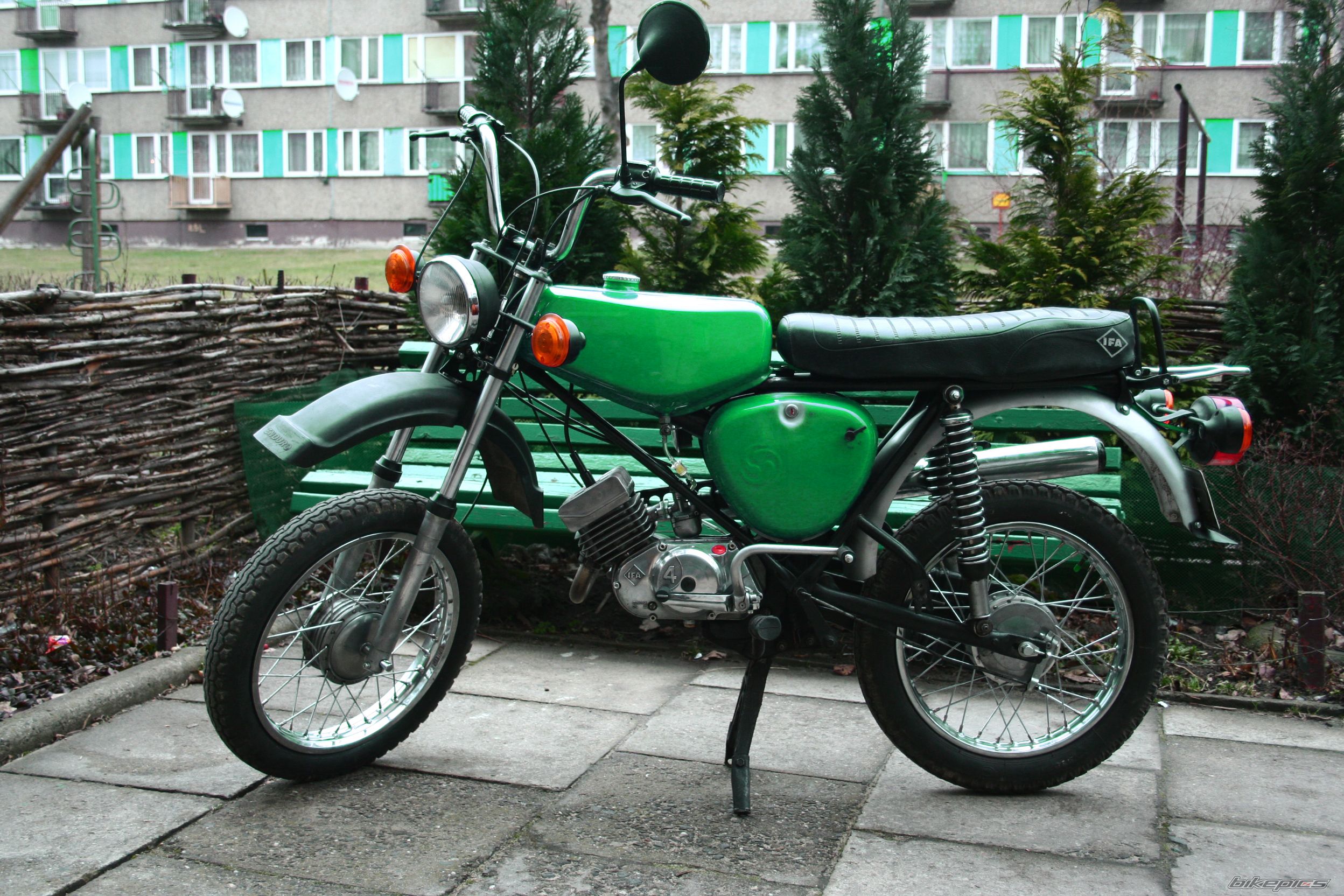 Photo 1227292