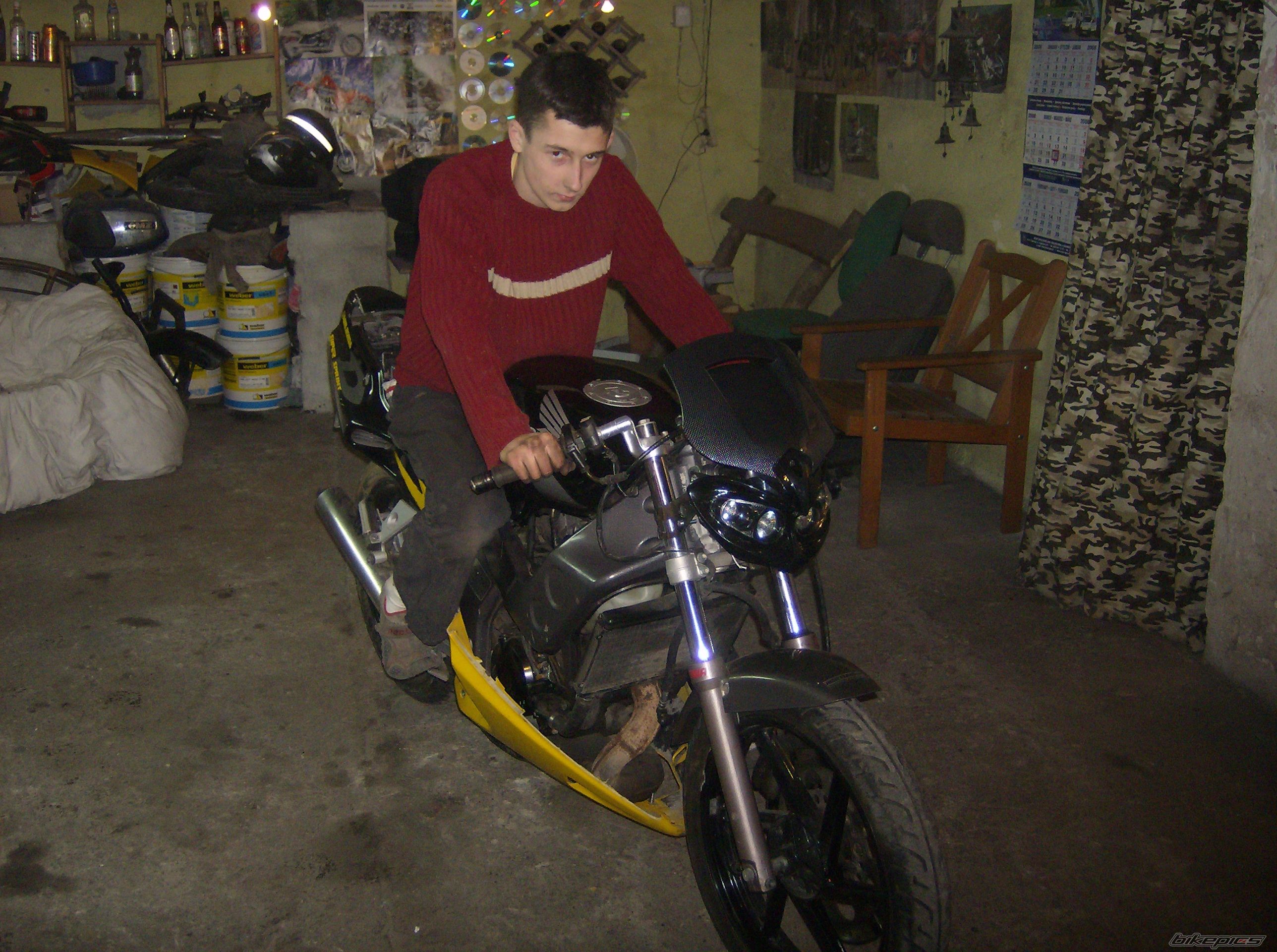 Photo 1227950