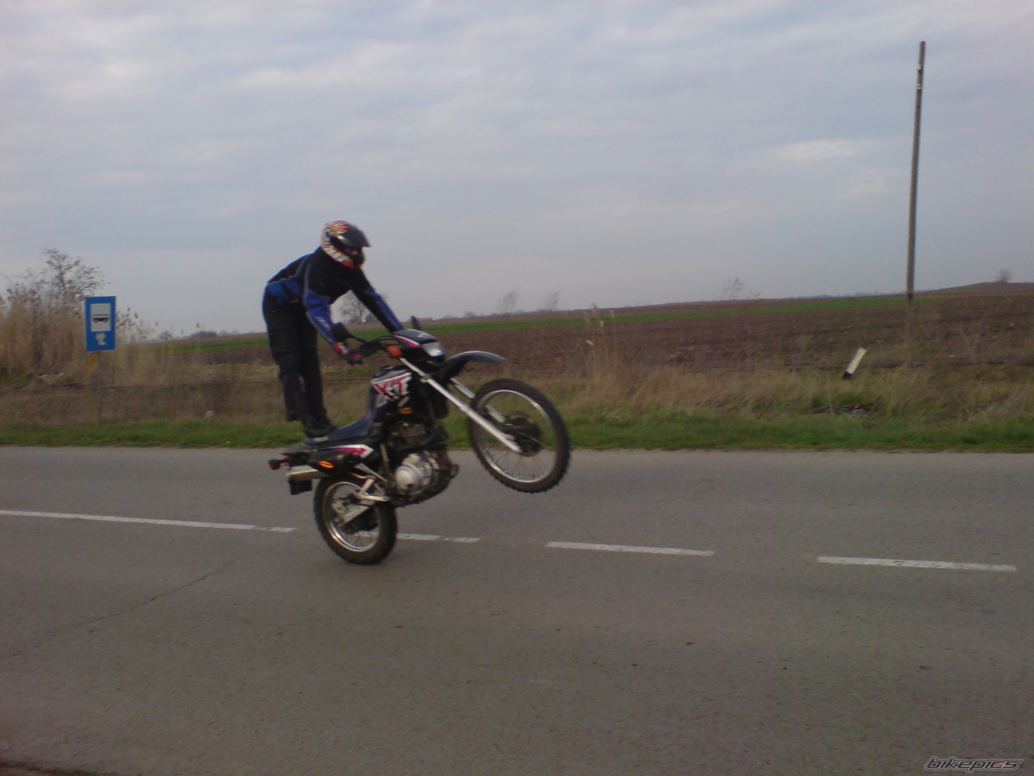 Bike Photo 1228047