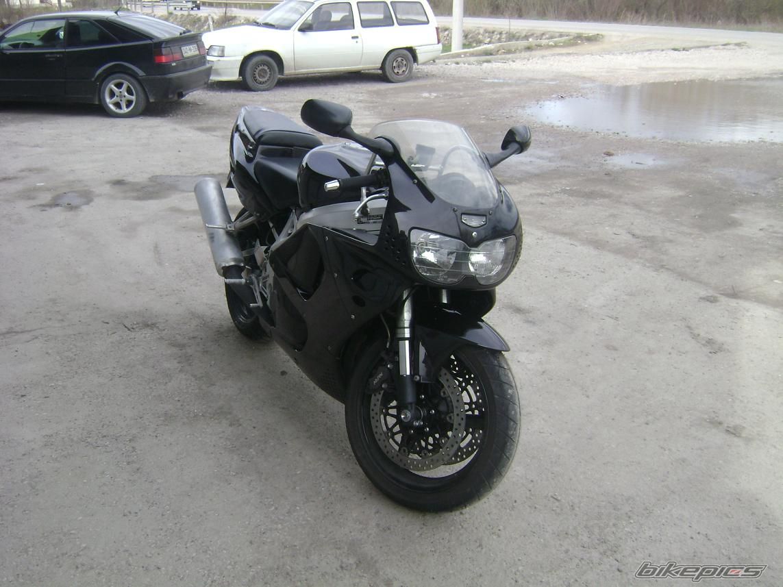Photo 1228102