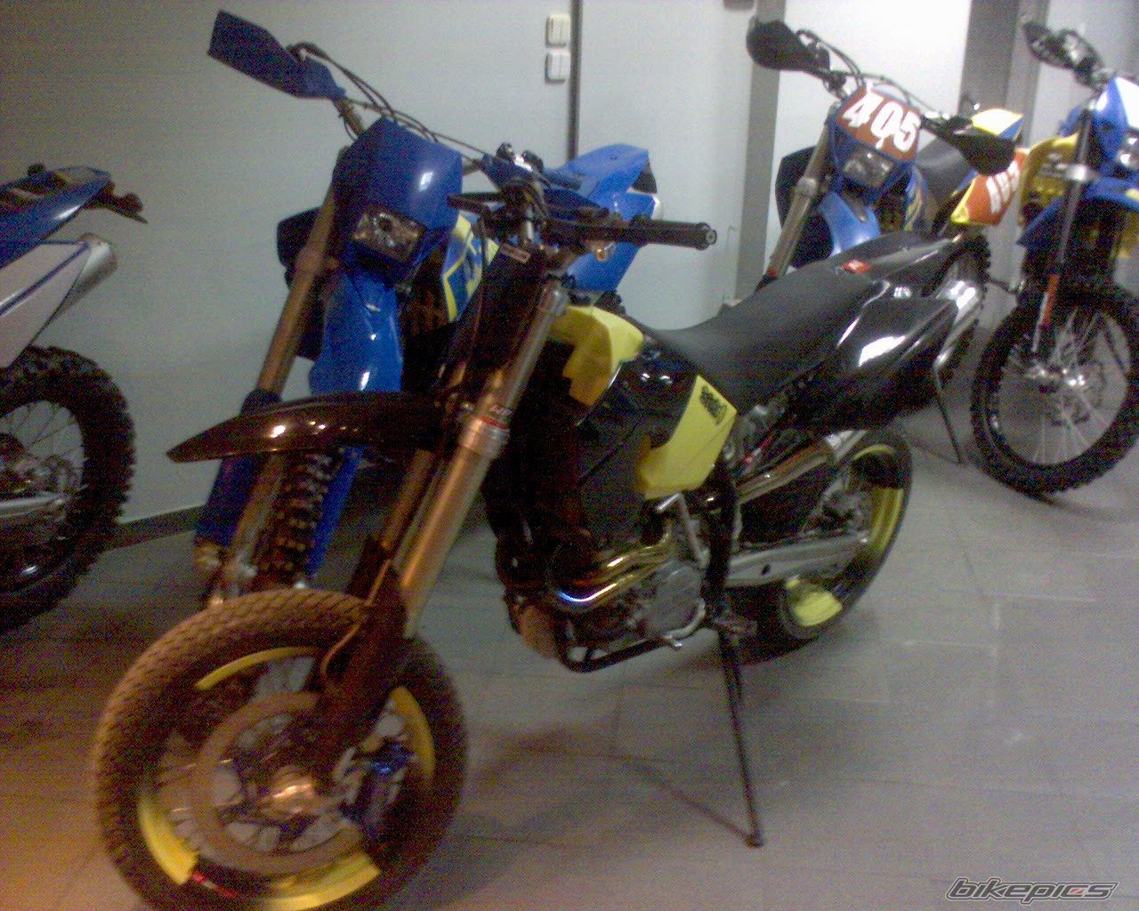 Photo 1228106