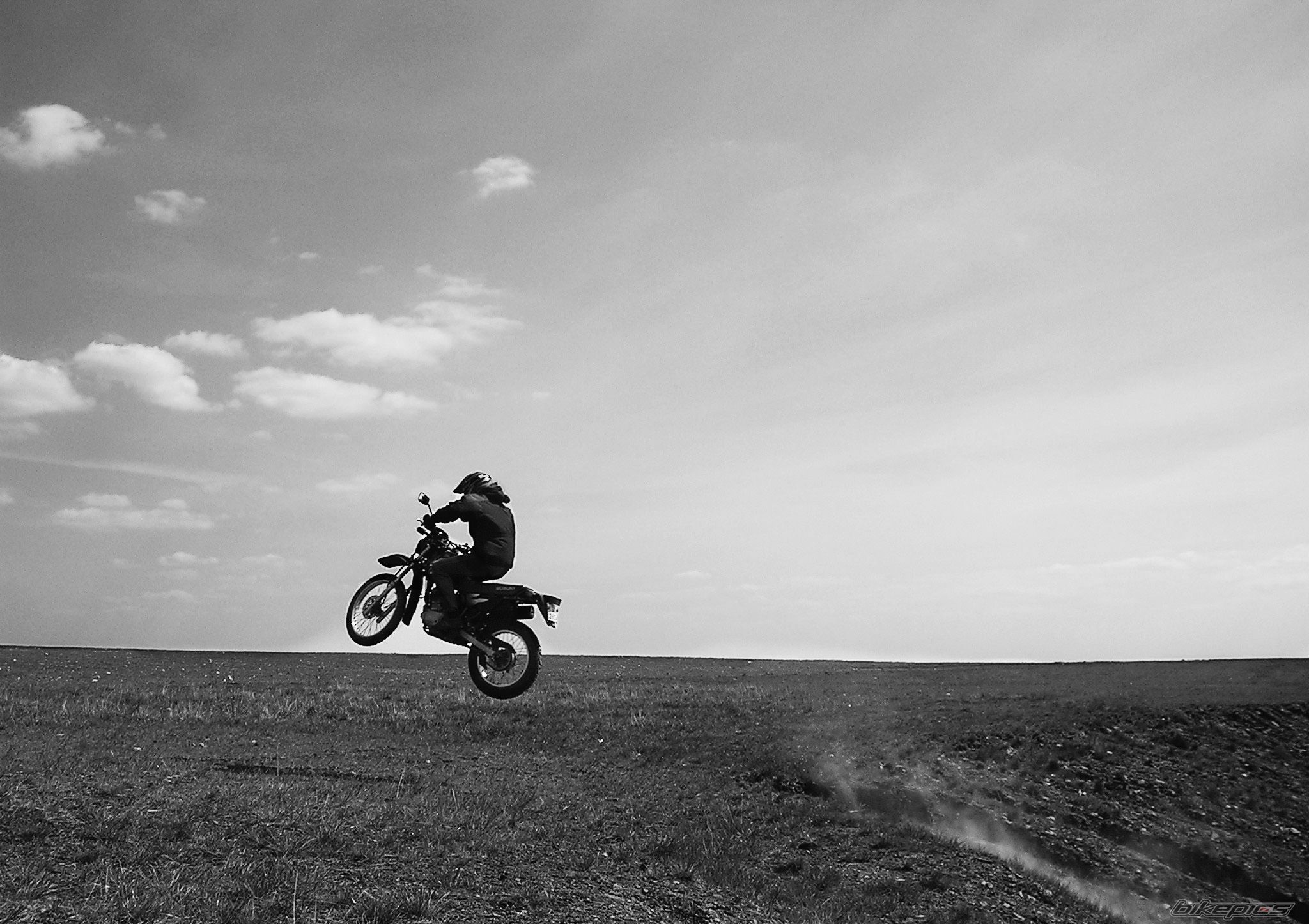 Photo 1228190
