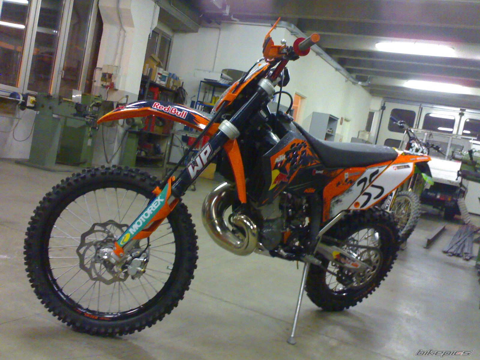 Photo 1228302